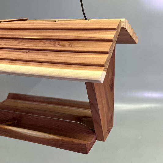 ZA@ PENNINGTON Red Cedar Natures Friend Hopper Bird Feeder 3 Lbs Cap Brown (As-is)