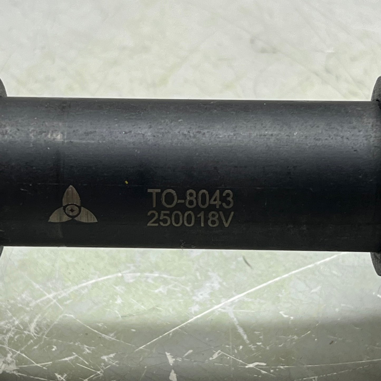 NAPA CV Drive Axle For Toyota 4 Runner & Tacoma Vehicle Models 94-4013 / TO-8043