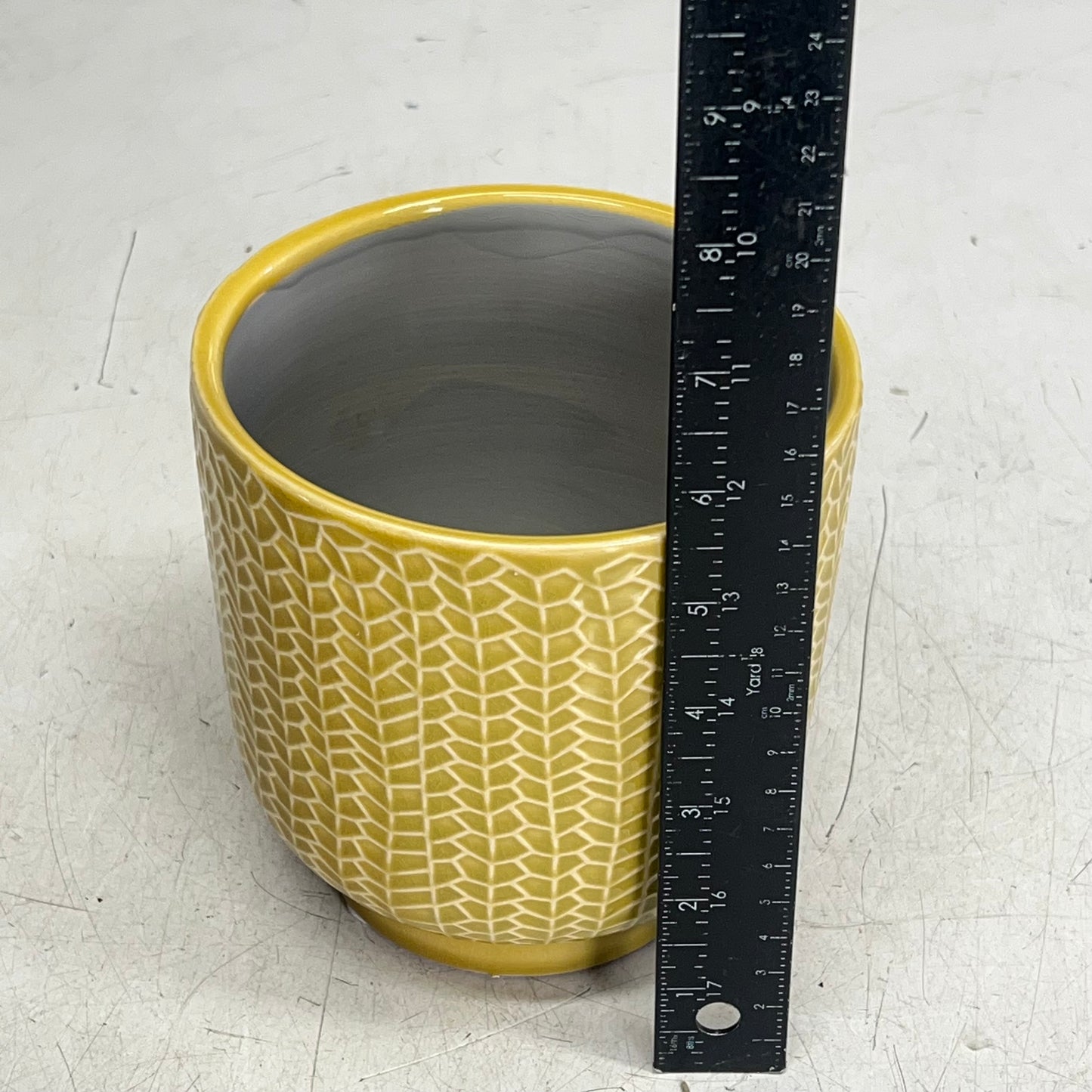 SILVER TREE Mini Fern Pattern Urn Shape Ceramic Plant Pot 6"x5.5" Yellow A11044