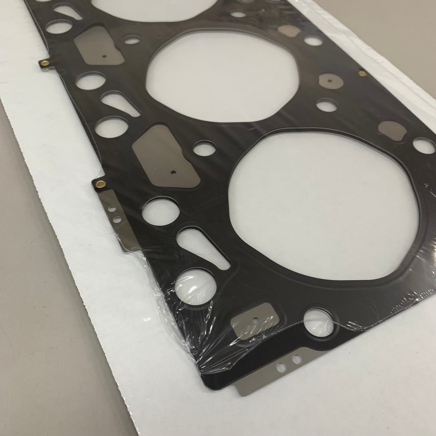 MAHLE Cylinder Head Gasket For Dodge Ram 54557A