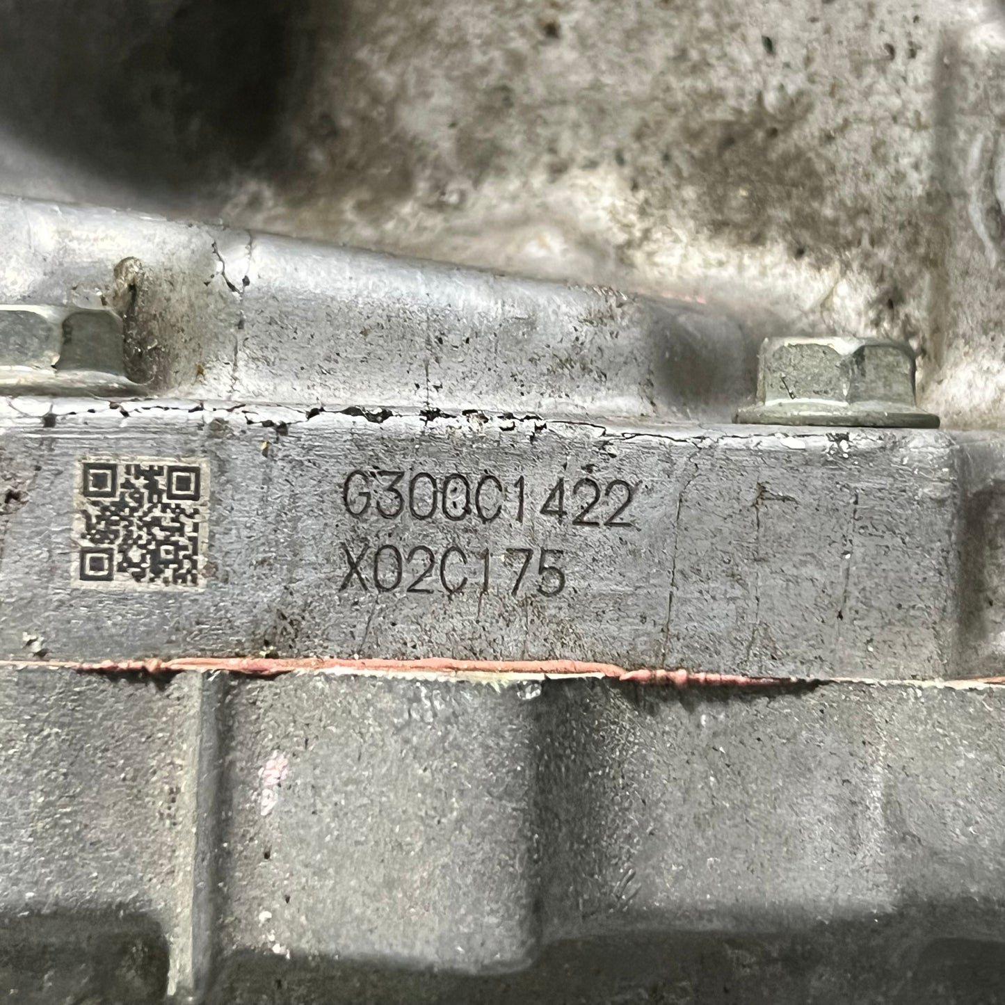 TOYOTA Automatic Transmission Sz 19" L x 15" W x 14" H 30510-0R080-84