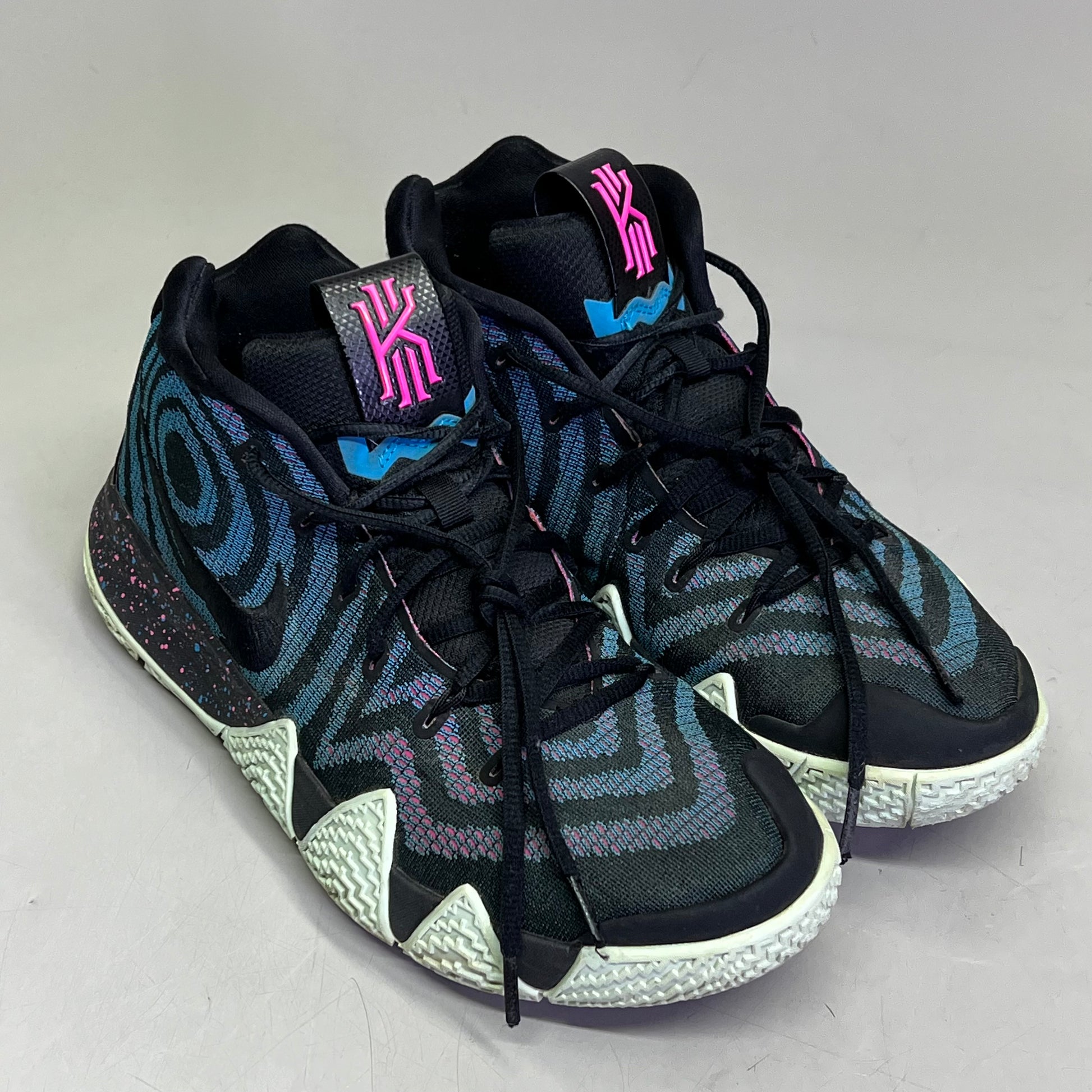 NIKE Kyrie Decades Pack 80s Sneaker Men's Sz 11 Black/Blue