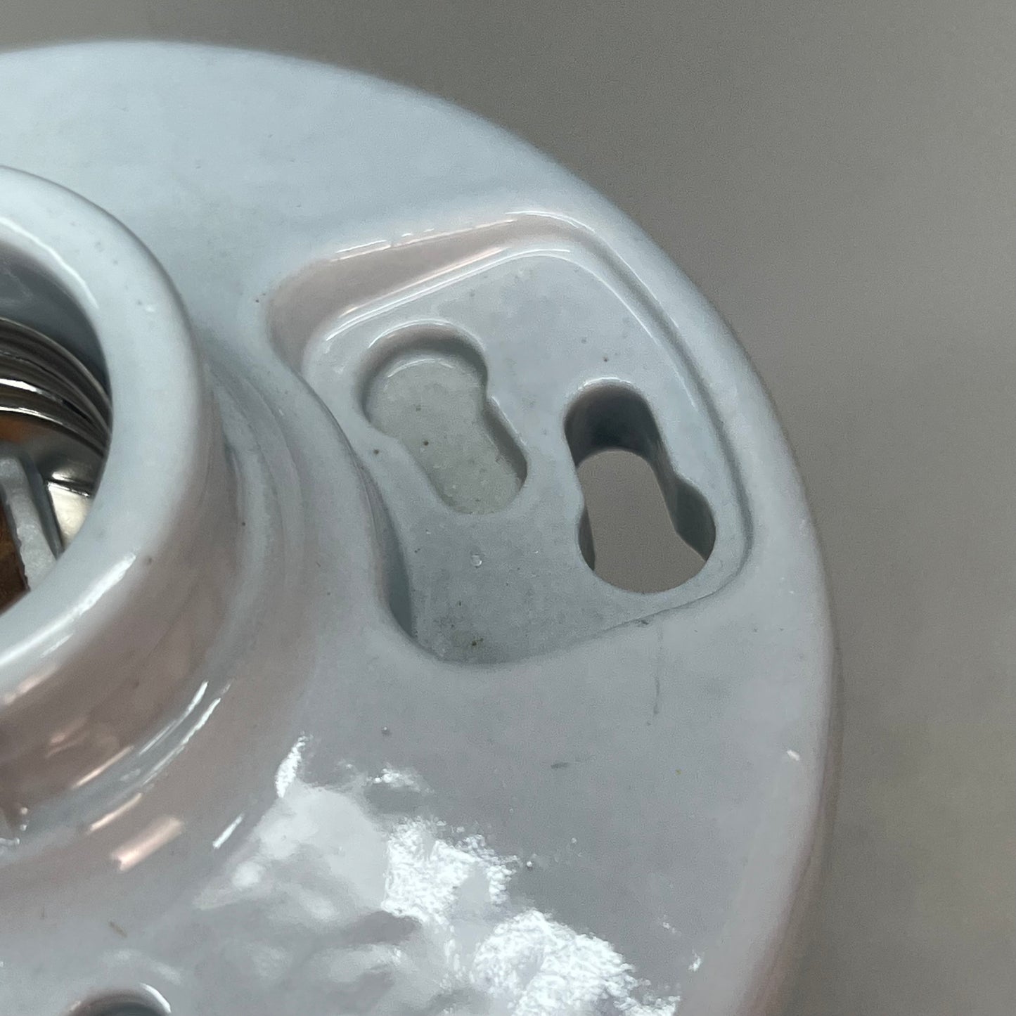 ZA@ EPCO (3 PACK) Energy Solutions Lampholder Porcelain Lamp Holder Medium Base White 16500