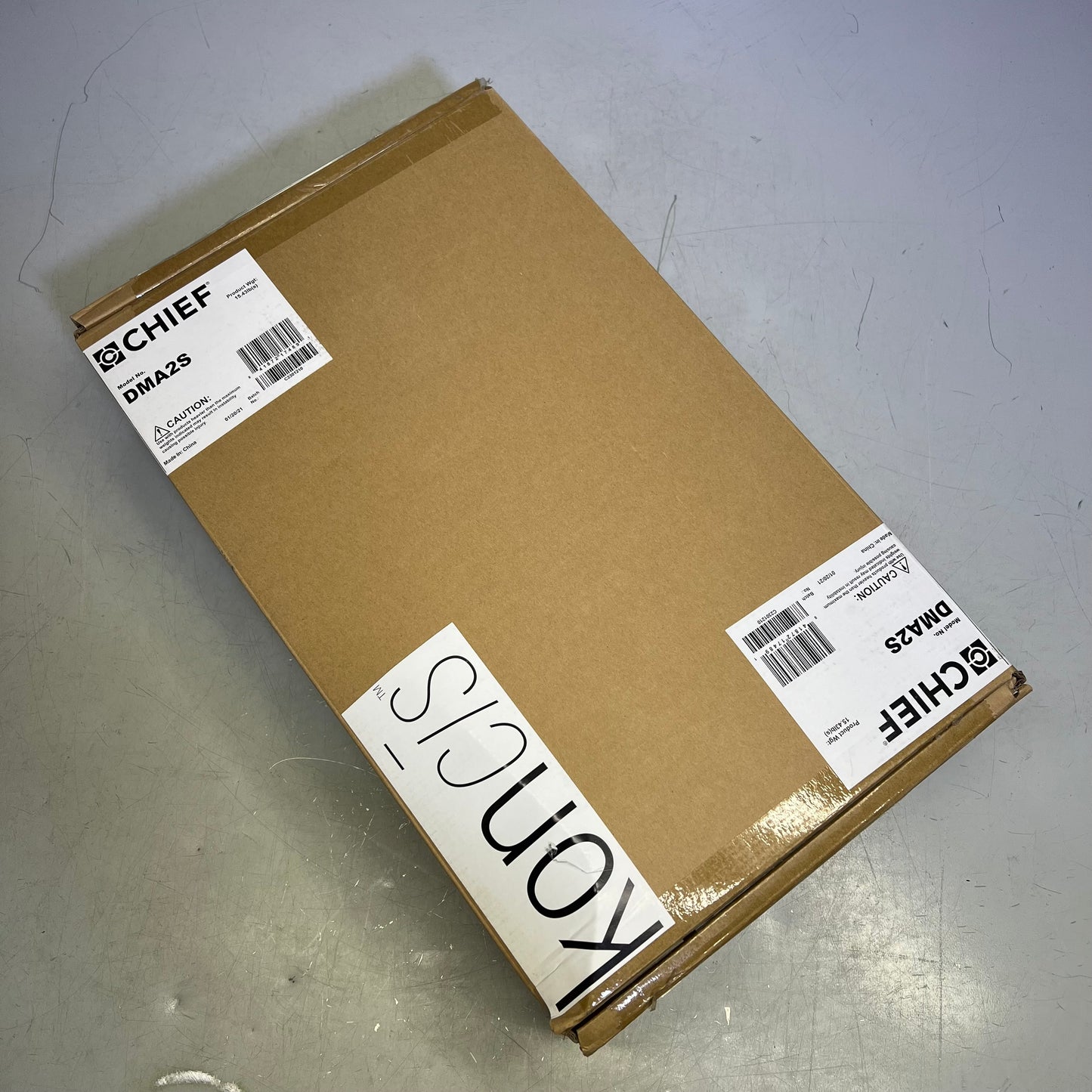 CHEIF Koncis Dual Arm Monitor Mount Fits 10-32" Screens 15lb Cap Each DMA2S