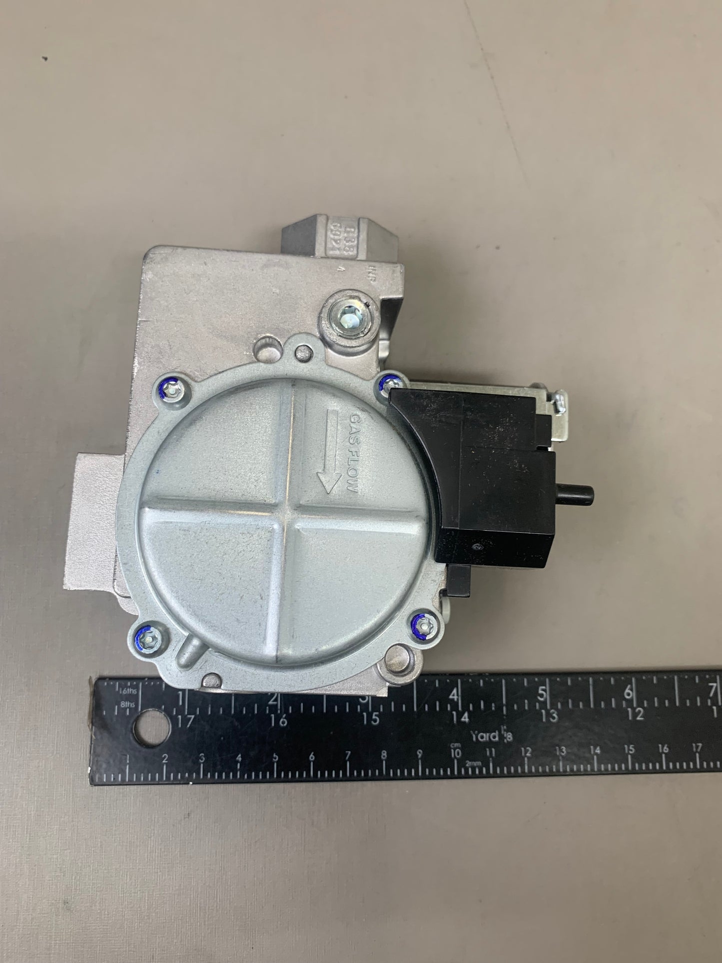 OEM FACTORY AUTHORIZED Furnace Gas Valve Replacement Part 7"x7"x3" Grey/Black EF32CW210