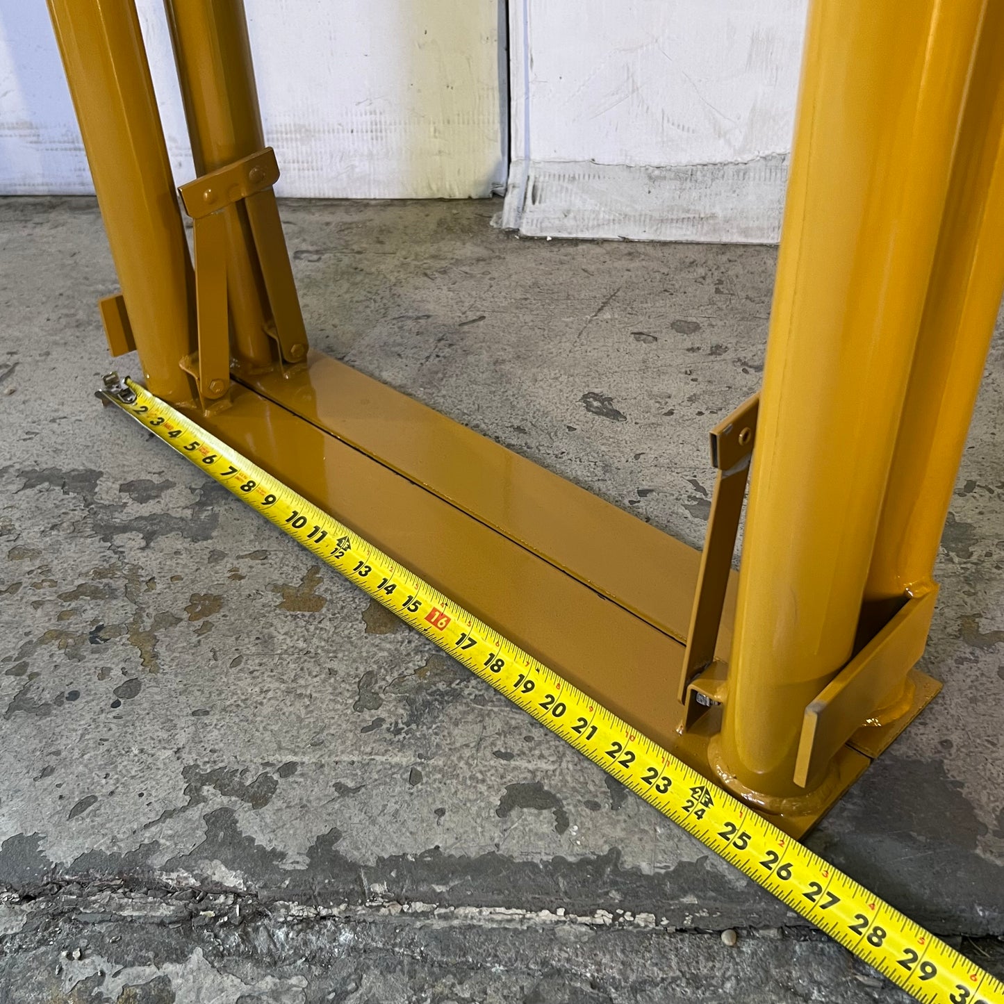 KEN TOOLS Wide Base Portable Tire Inflation Safety Cage 2 Bar Yellow T100A