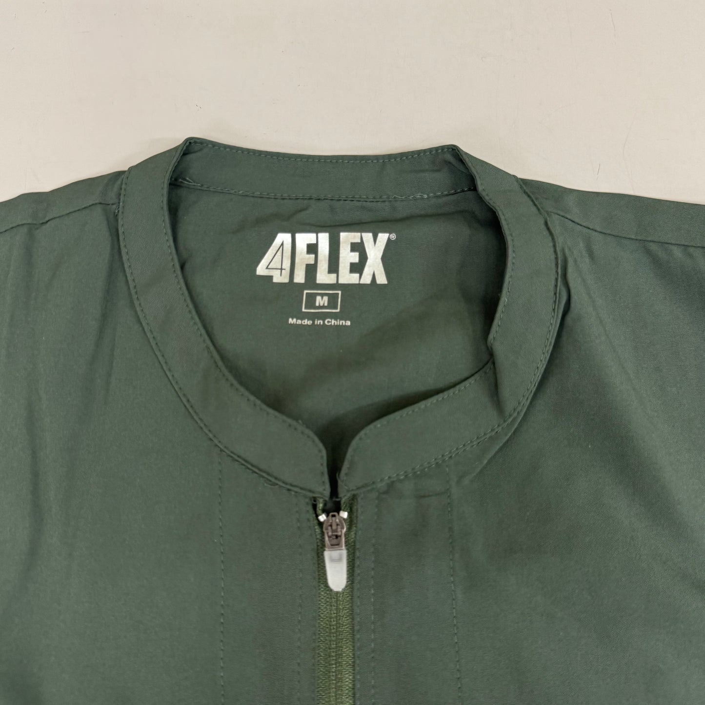 GREEN TOWN 4 Flex Scrubs Jumpsuit Cinch In Waist Women's Sz M Olive GFX-023AST