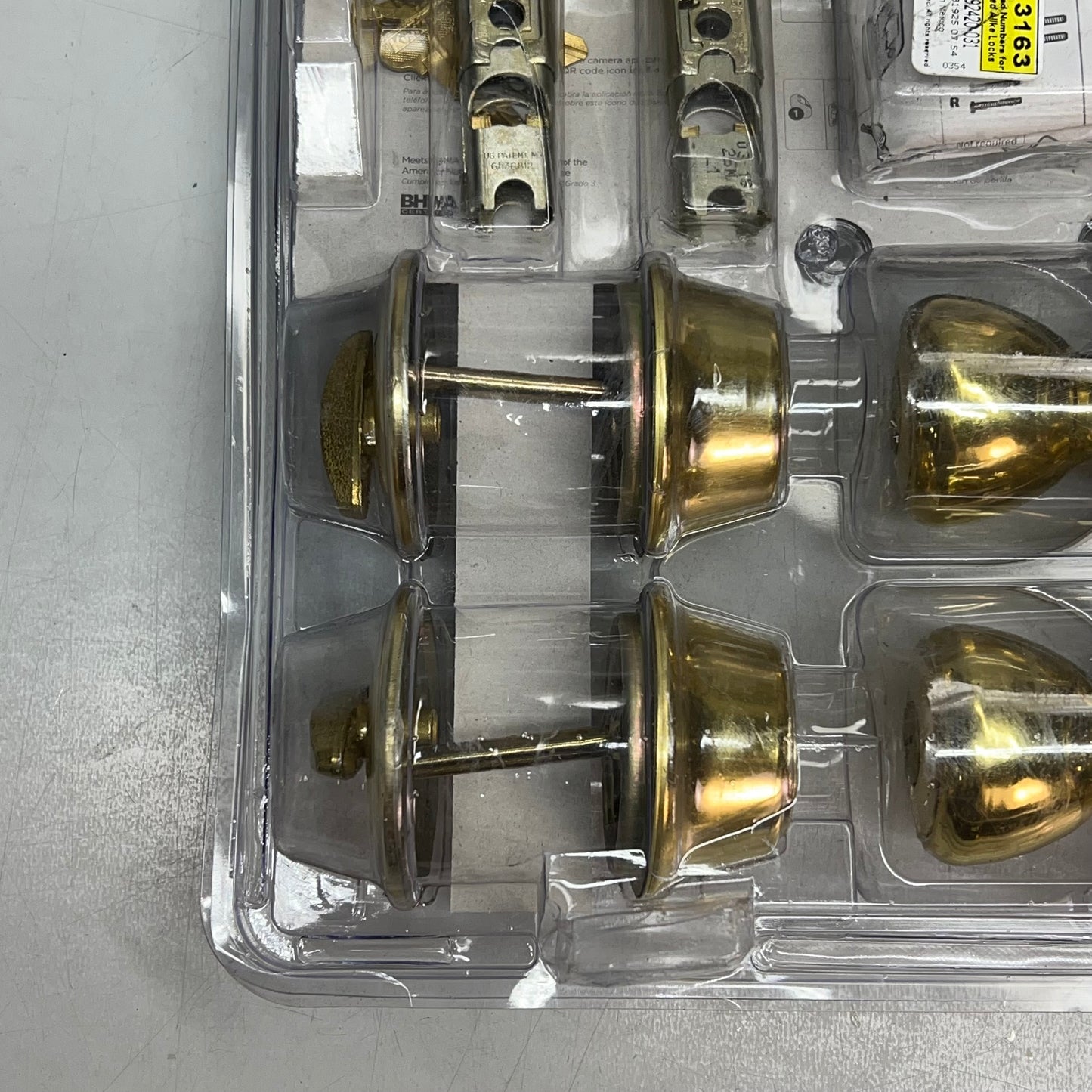 KWIKSET Exterior Entry Door Knob & Deadbolt Combo Pack Polished Brass 92420-031