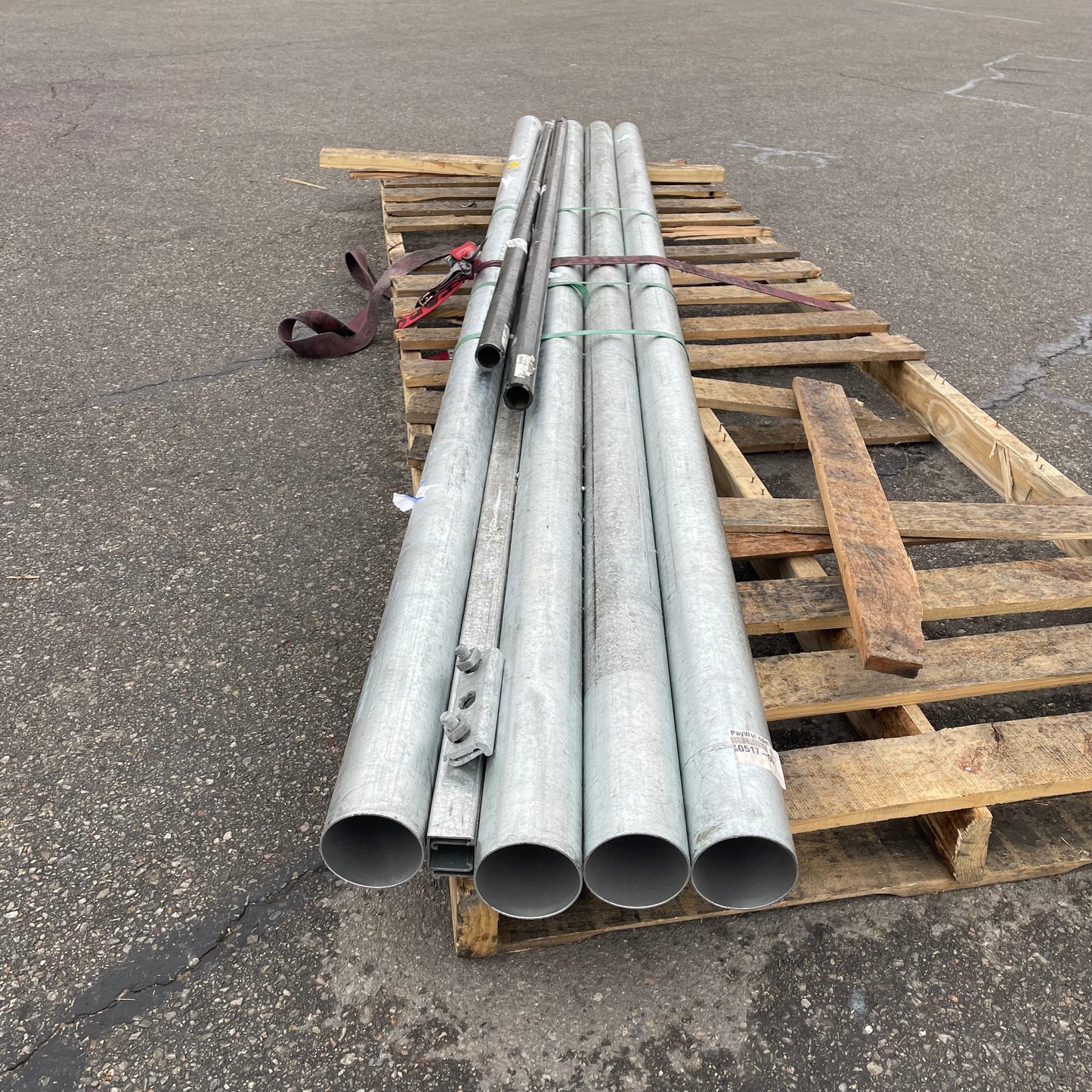 ZA@ Pallet of NUCOR Electrical Metallic Tubing 120” x 3.5” (AS-IS)