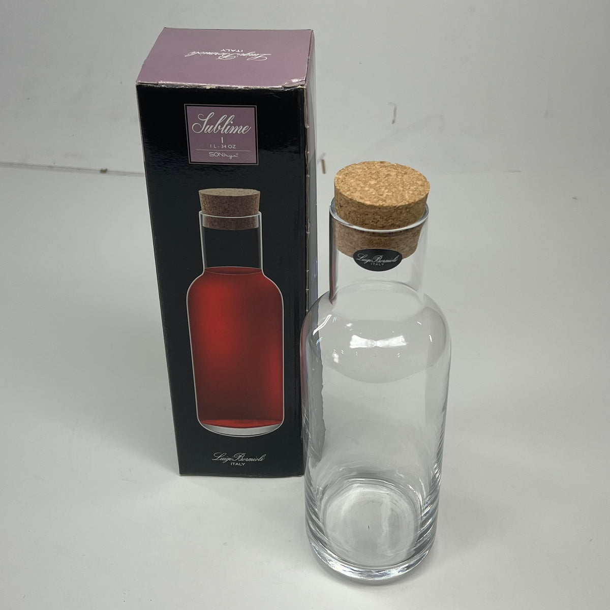 LUIGI BORMIOLI Crystal Glass Sublime Carafe W/ Cork Lid Italy Crafted 34oz Clear