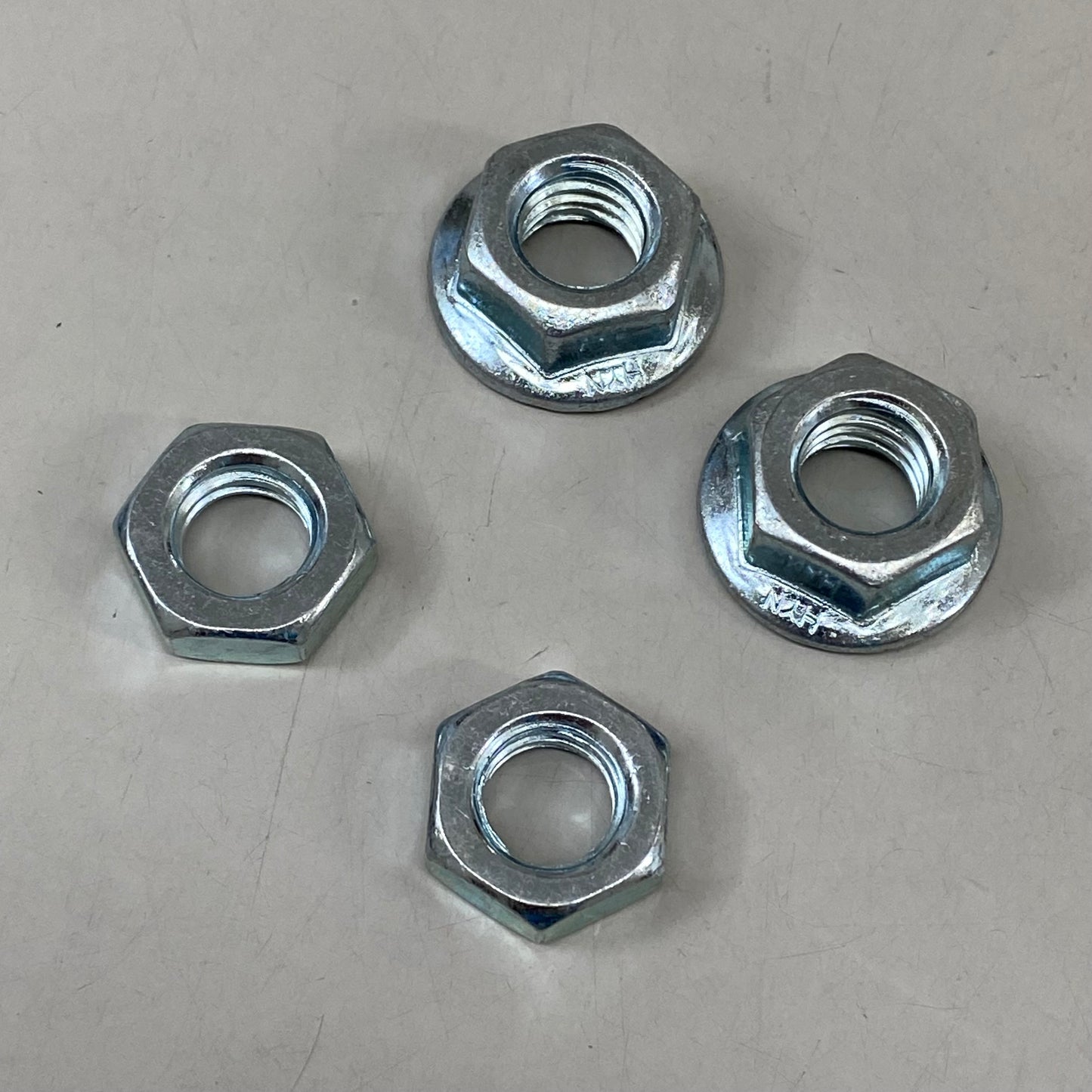 BLUE OX Single Pull Hitch Immobilizer For Vehicle Theft Deterrent Chrome BX88372 (New Other- Slightly Distressed Packaging)