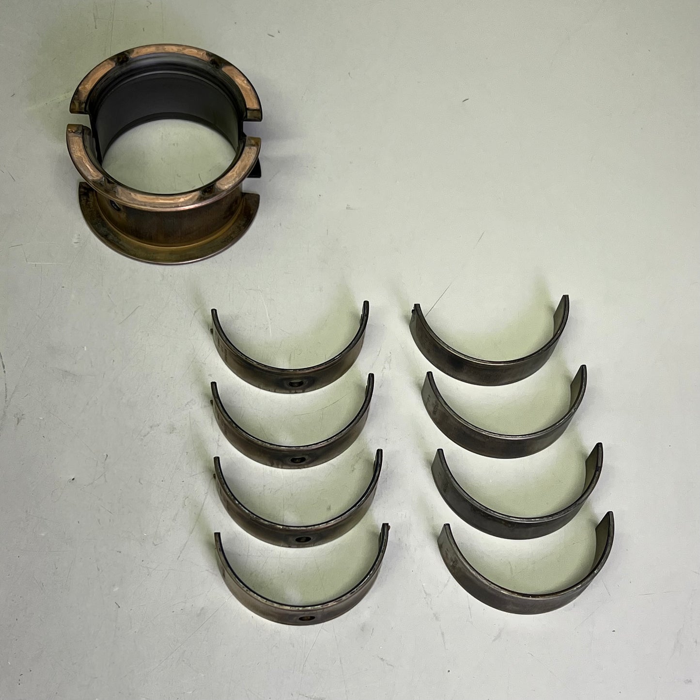 MAHLE High Performance Main Bearing Set For Chevy 1968-02 139M Grey MS-909-H