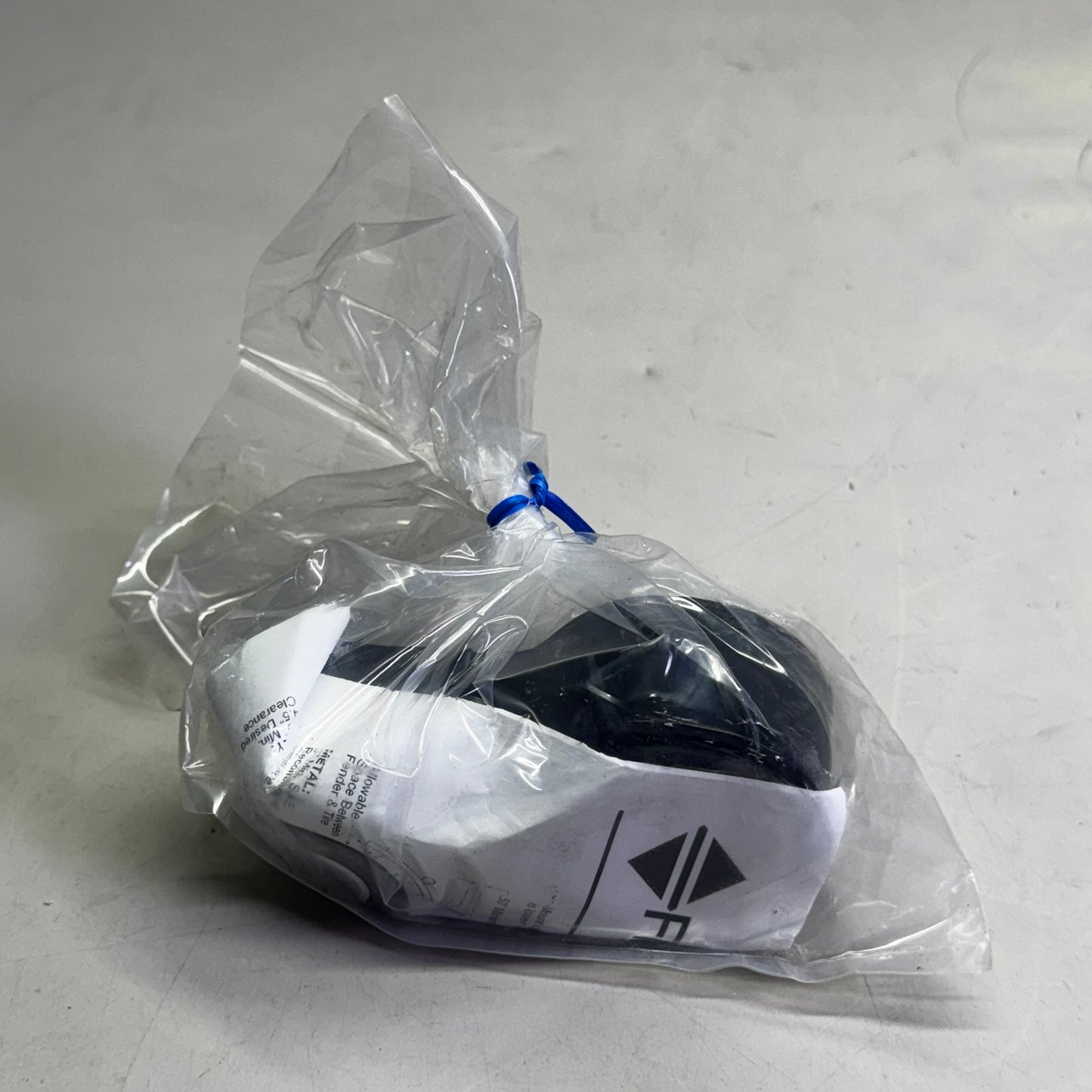 FLEETLINE Fleet Engineers Universal Poly Quarter Fender 22"W x 26"L Black FLP1900R