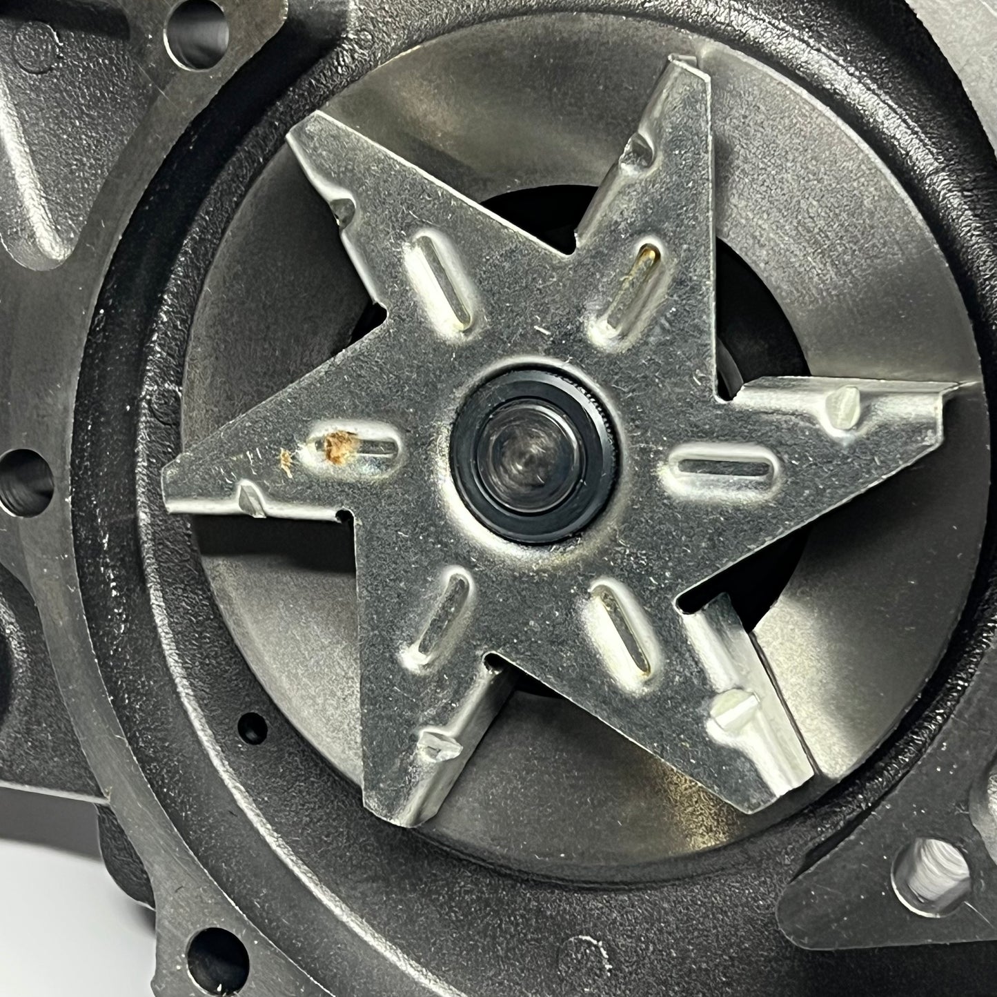 NAPA Water Pump (Standard) For Ford Vehicles Model Silver 44024