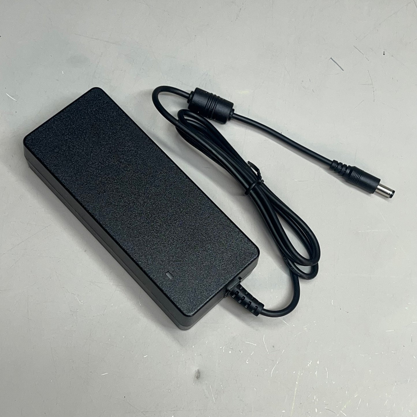 MEAN WELL Desk Top Power Supply AC/DC Switching Adaptor Black GST90A24-P1M