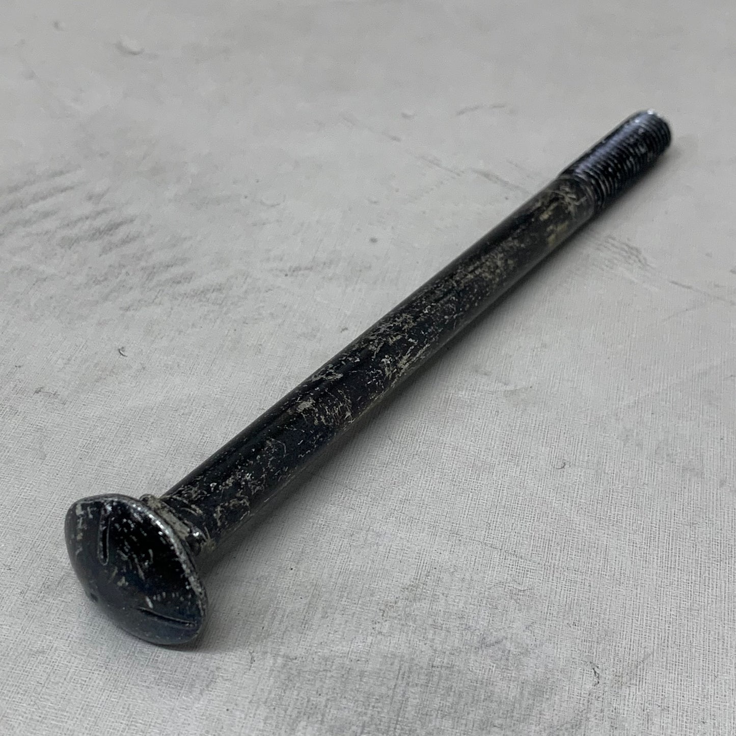 SLIDEMATIC (70 Bolts) Carriage Bolt Grade  Black 1/2-13x7.5 576601503