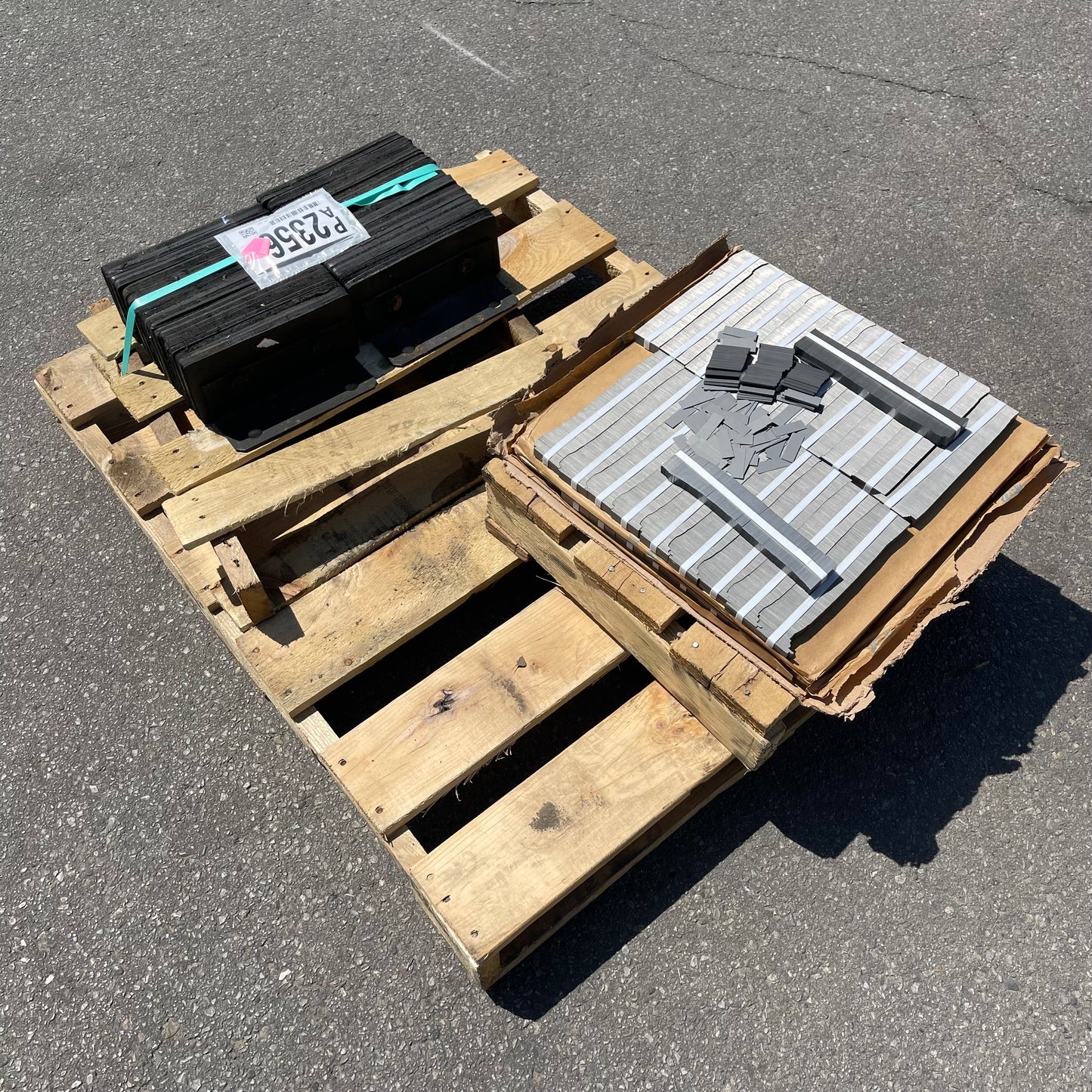 ZA@ UNBRANDED Laminated Rubber Dock Bumpers and Steel Strips for Spot Welding (AS-IS)