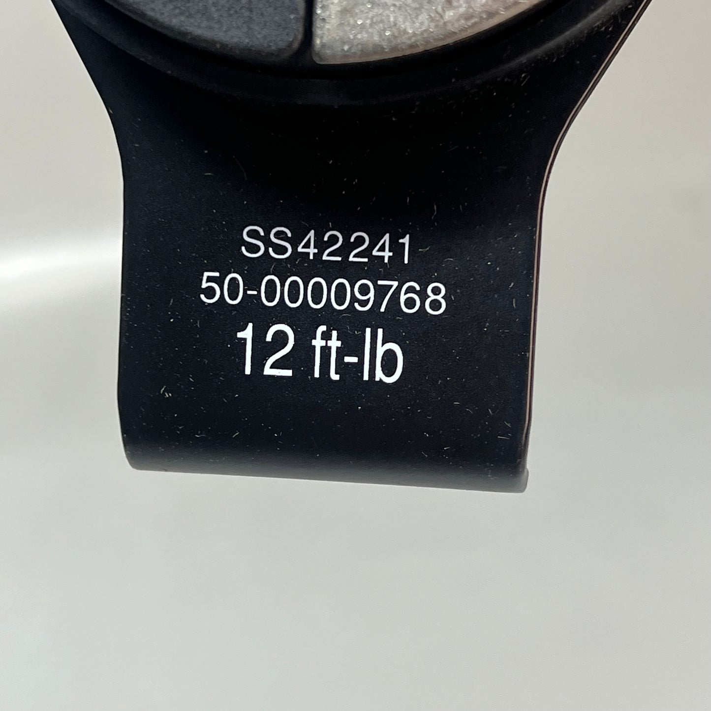 APERIA Flow Below Latches Axle Kit Cyclone W/ Hardware Black/Chrome AK-500FB