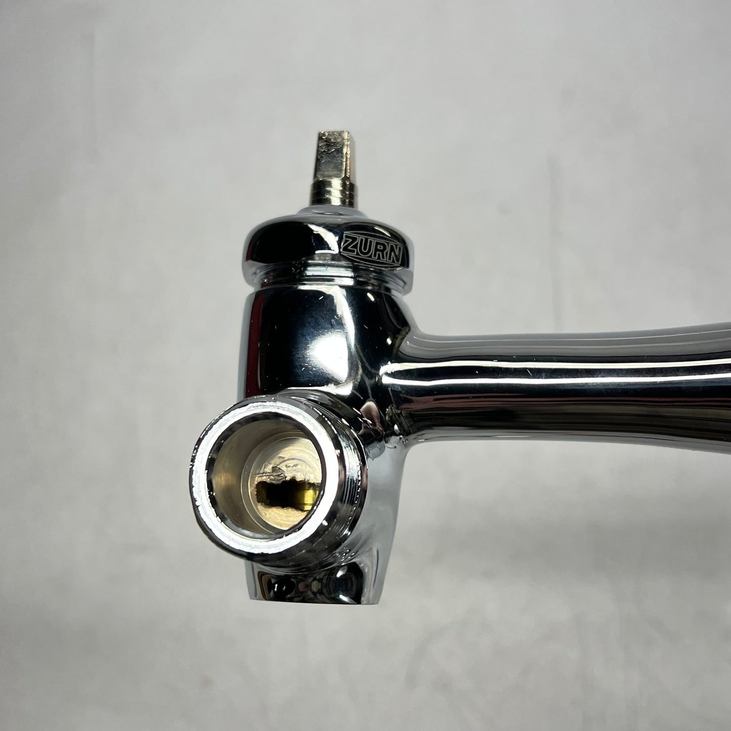 ZURN Wall-Mount Sink Faucet 6" Vacuum Breaker Spout Chrome Z843M1-XL-CS