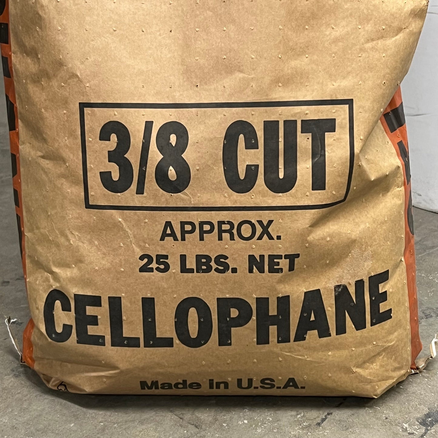 WESTERN HULL Cellophane Flakes 3/8 Cut 25 Lbs Bag