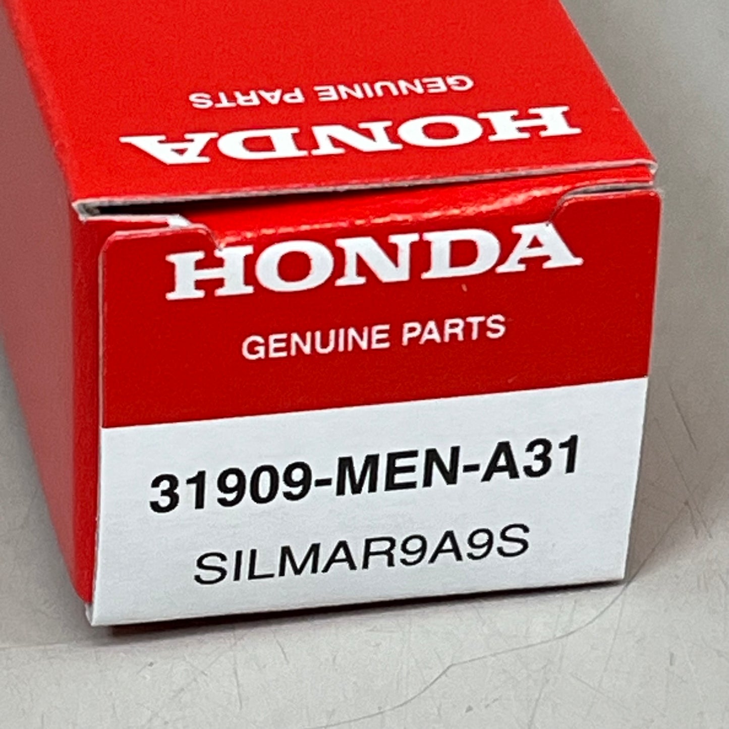 HONDA Spark Plug CRF250 R CRF250 RX CRF250RX CRF450L CRF450R OEM 31909-MEN-A31