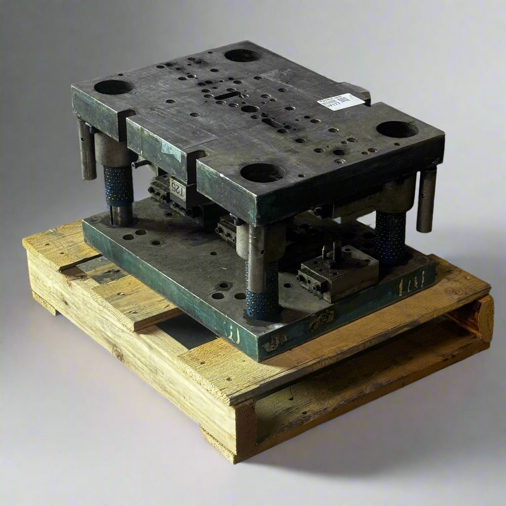 Die Stamp (Solid Metal) 14"W x 19"L x 10.5"H Gray (AS-IS, Used)