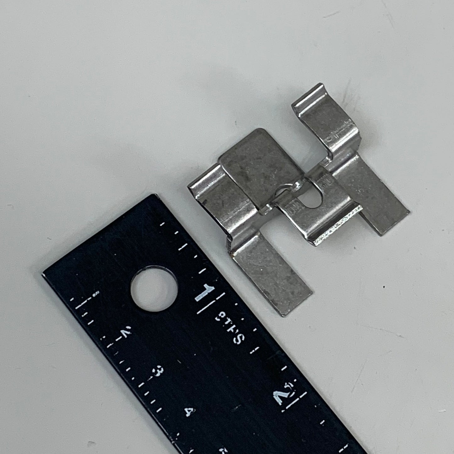 DECK WISE (50 PACK) Hidden Siding Fasteners for Hardwoods SS 8x2" T15 DWHSF-50