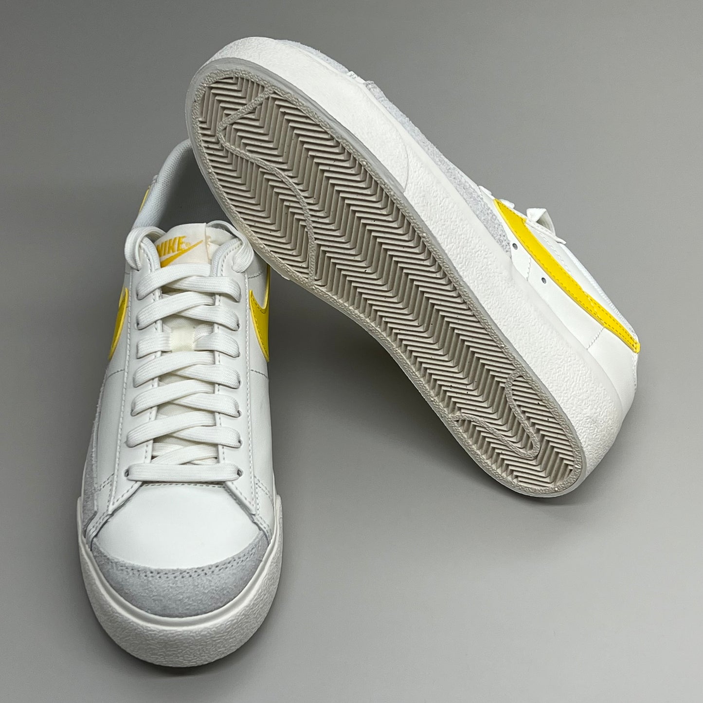 NIKE Blazer Low Cut Platform Sneaker Sz Women's 10.5 Men's 9 Yellow/Grey/White