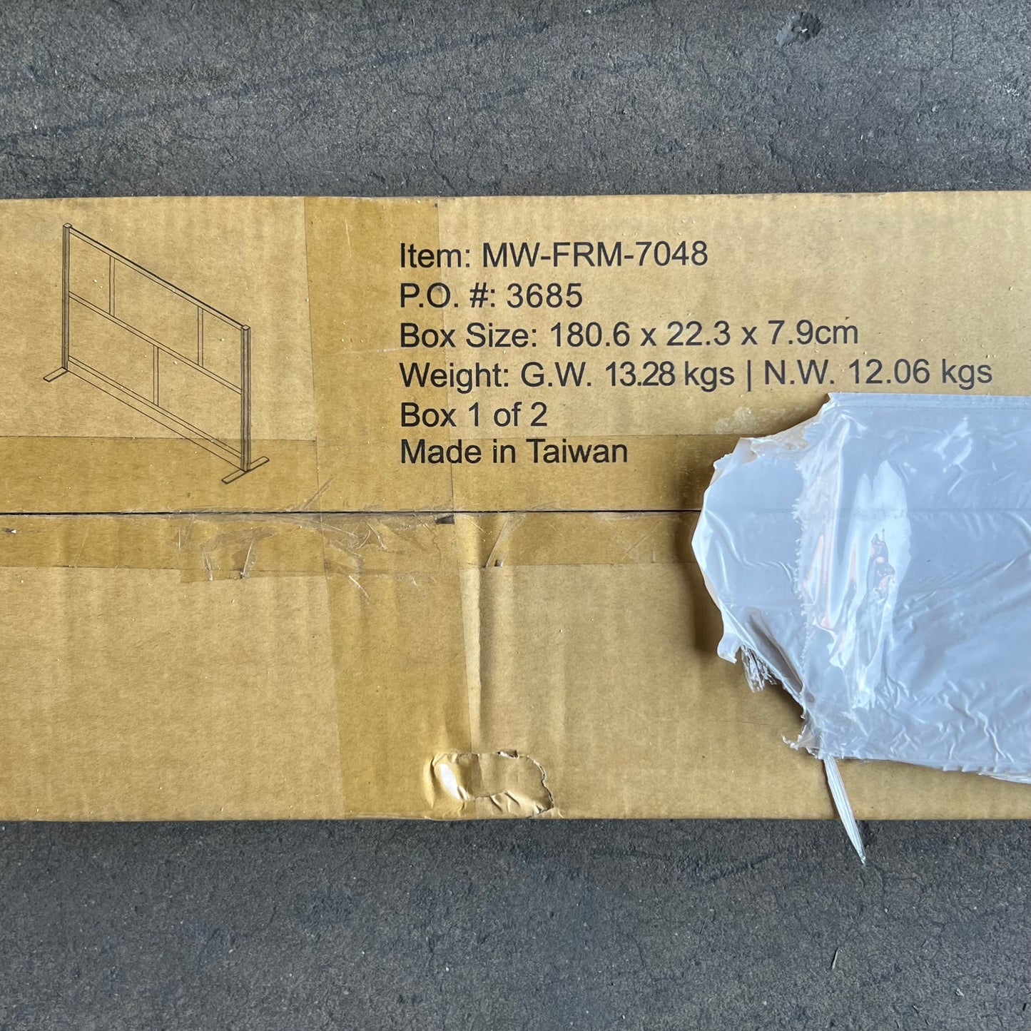 GLOBAL INDUSTRIAL (2 Boxes) Luxor Modular Room Divider Wall System 70 x 48 Grey 24596802