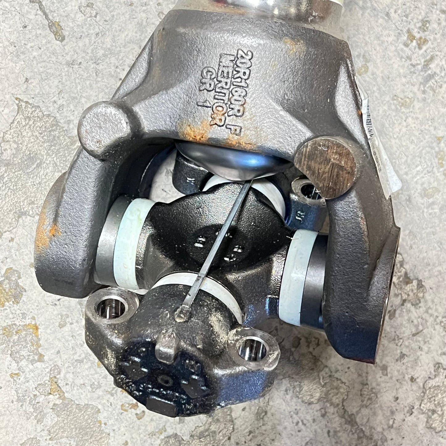 MERITOR RPL20 Series Genuine Tandem Interaxle Drive Shaft 20RHS003B043 (Used)