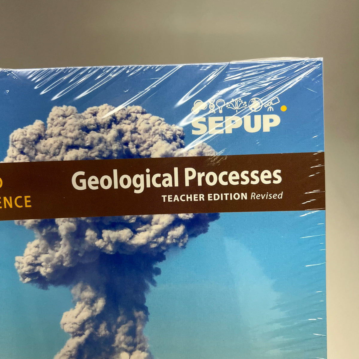 LAB AIDS Issues & Earth Science Geological Processes Teacher Ed 3rd Ed & Binder