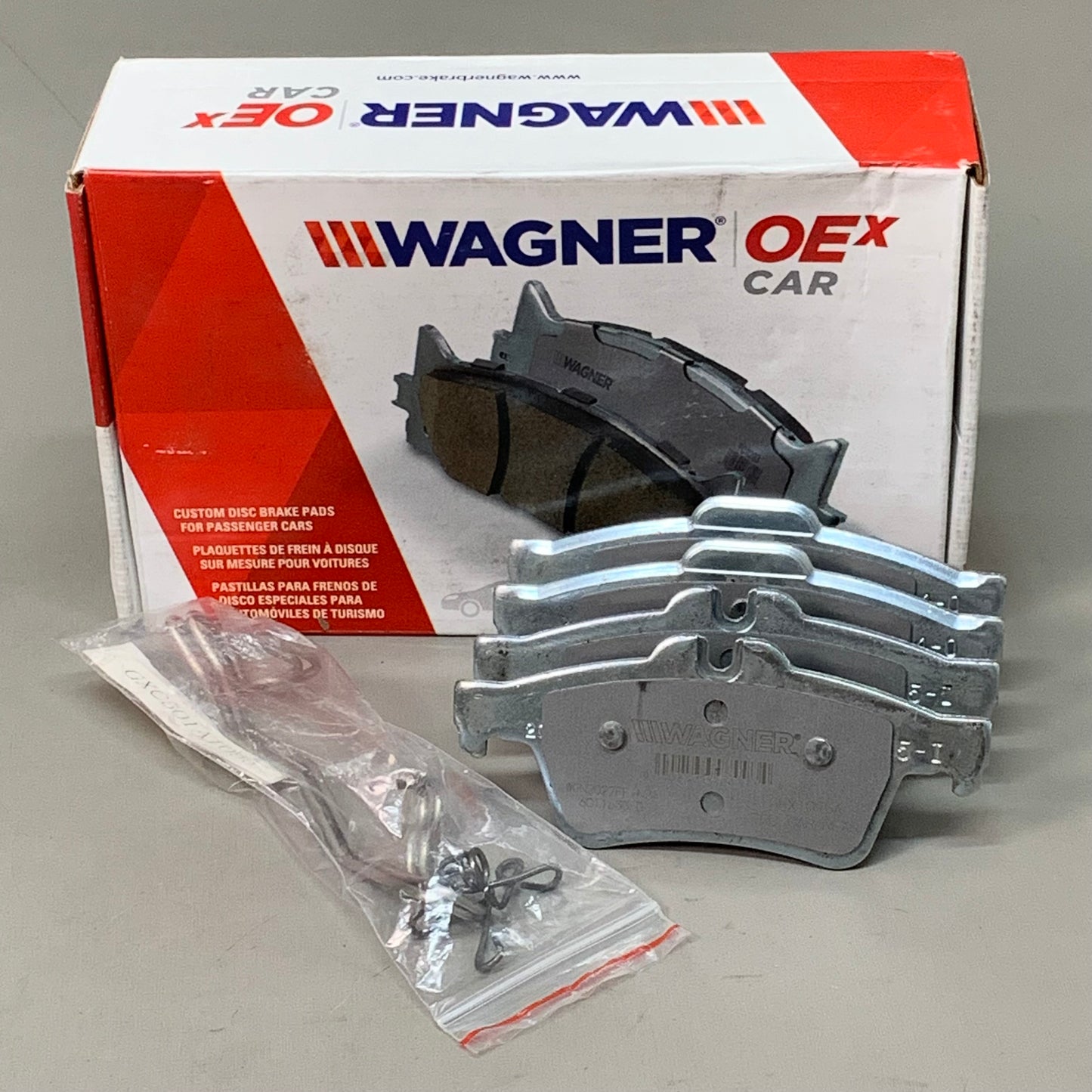 WAGNER OEx Premium Ceramic Disc Brake Pad Set 6" x 2" Grey OEX1095A