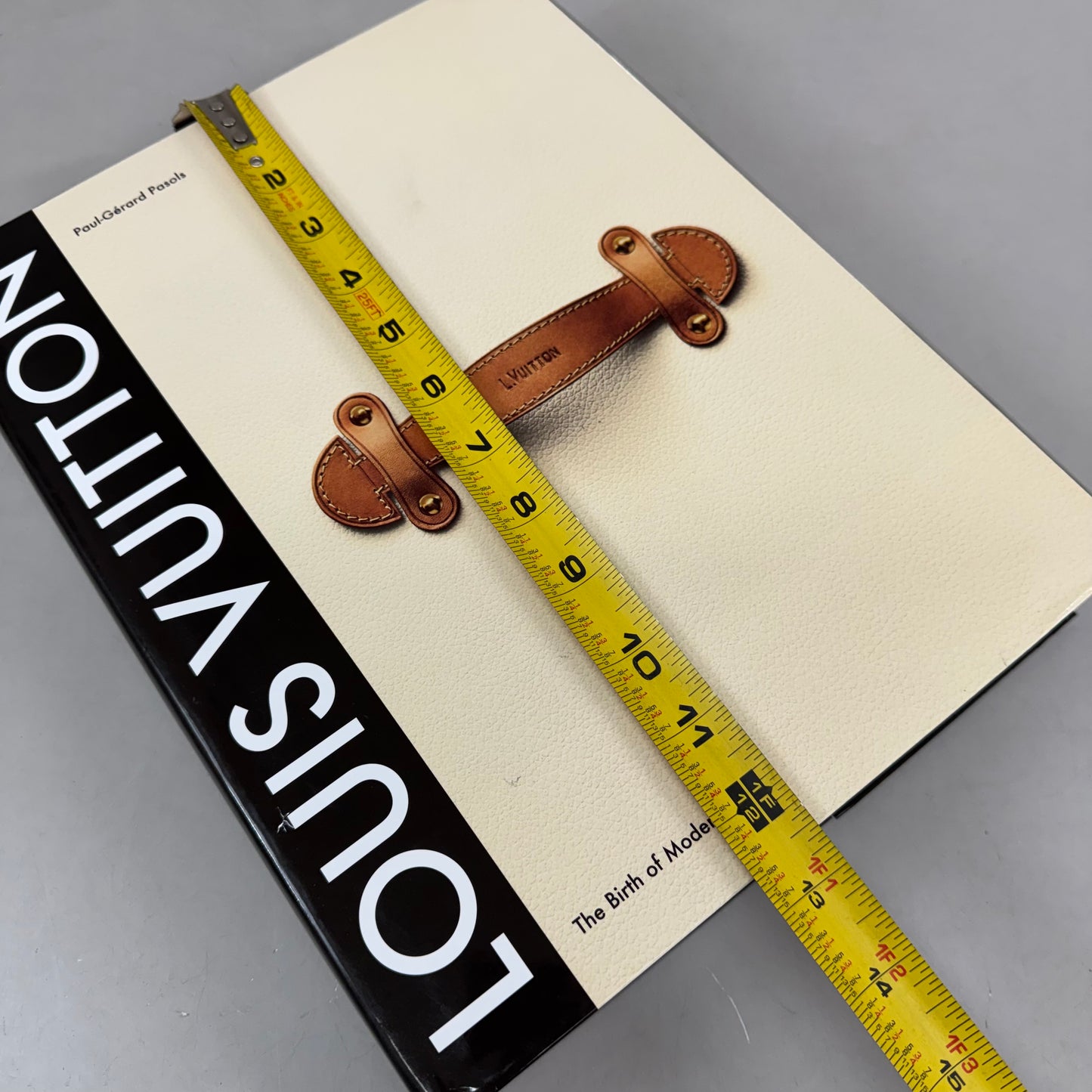 ABRAMS Louis Vuitton: the Birth of Modern Luxury Paul-Gerard Pasols (New(Good))