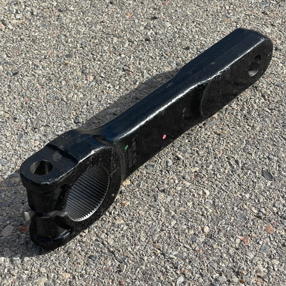 UNBRANDED Steering Pitman Arm 14"x4"x2" Black Steel 448238 P MA16828 (Good)