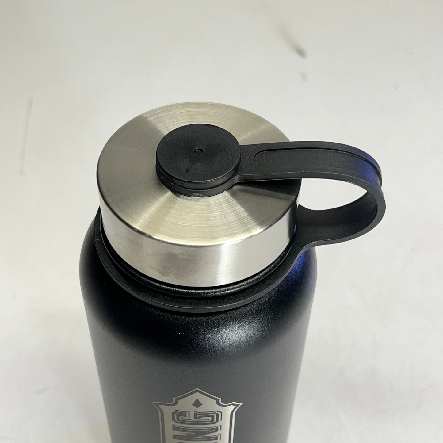 CHRISTIAN ART GIFTS Stainless Steel Josh One:9 Water Bottle 32 Fl Oz Black
