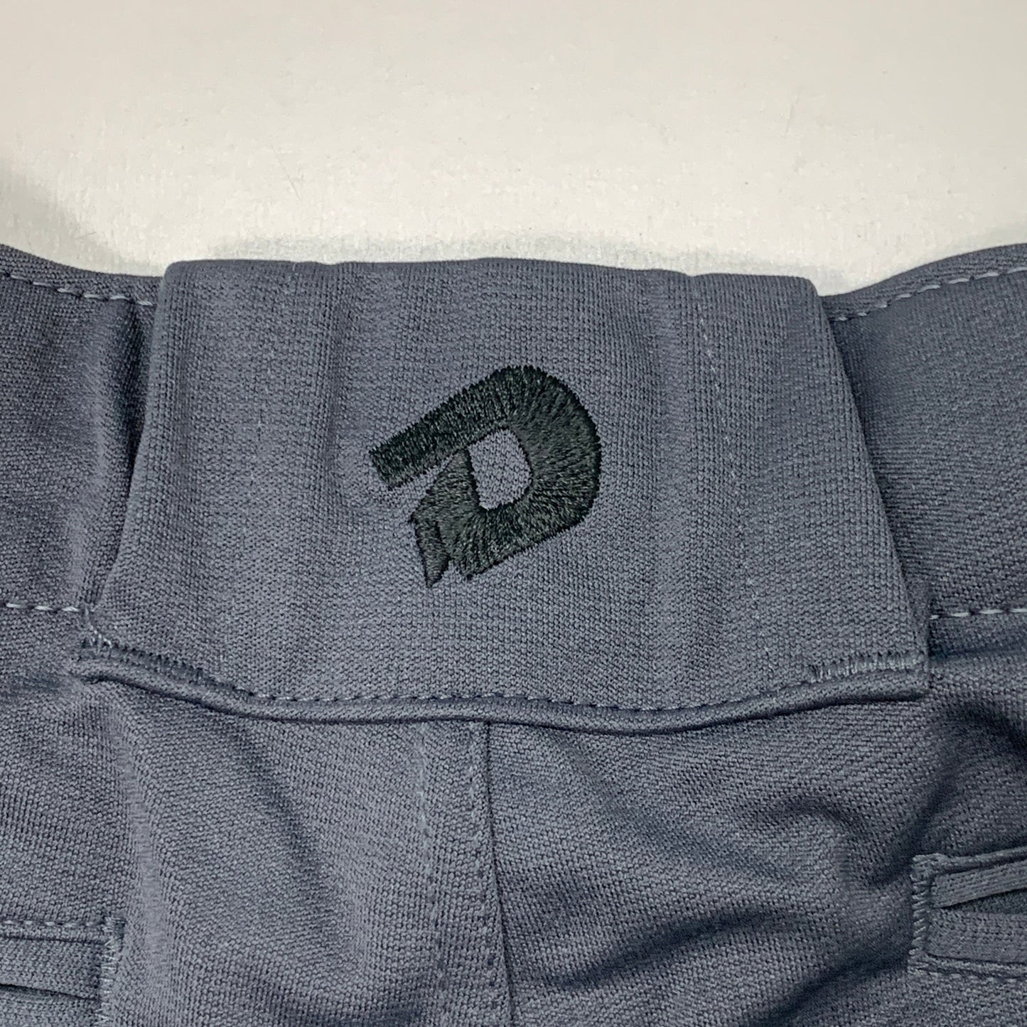 DEMARINI Fierce Fastpitch Belted Softball Pant Women's Sz S Grey WTD3040CHS