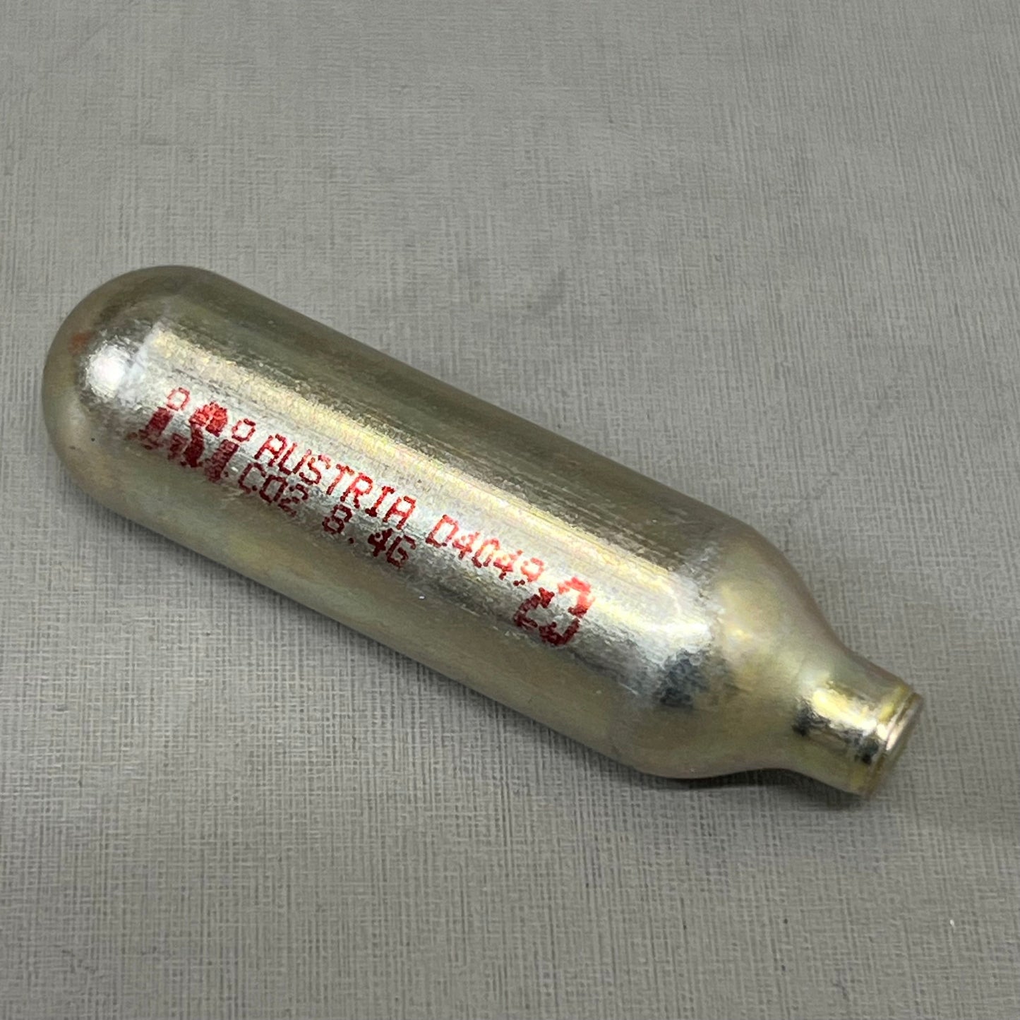 ZA@ ISI (20 Pack, 10 Per Package) Soda CO2 Siphon Chargers BB 12/28 A