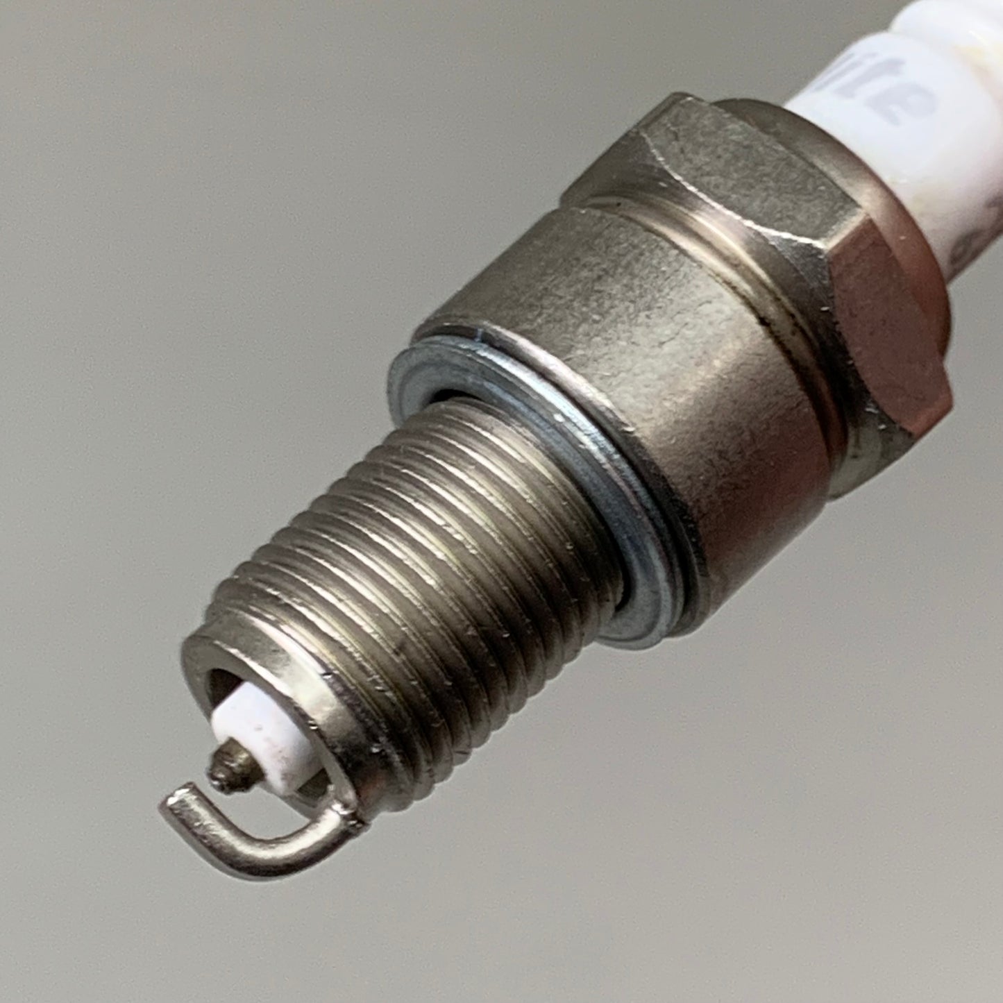 AUTOLITE (4 PACK) Platinum Spark Plugs Not Tapered Nickel 13/16" Hex SZ AP63