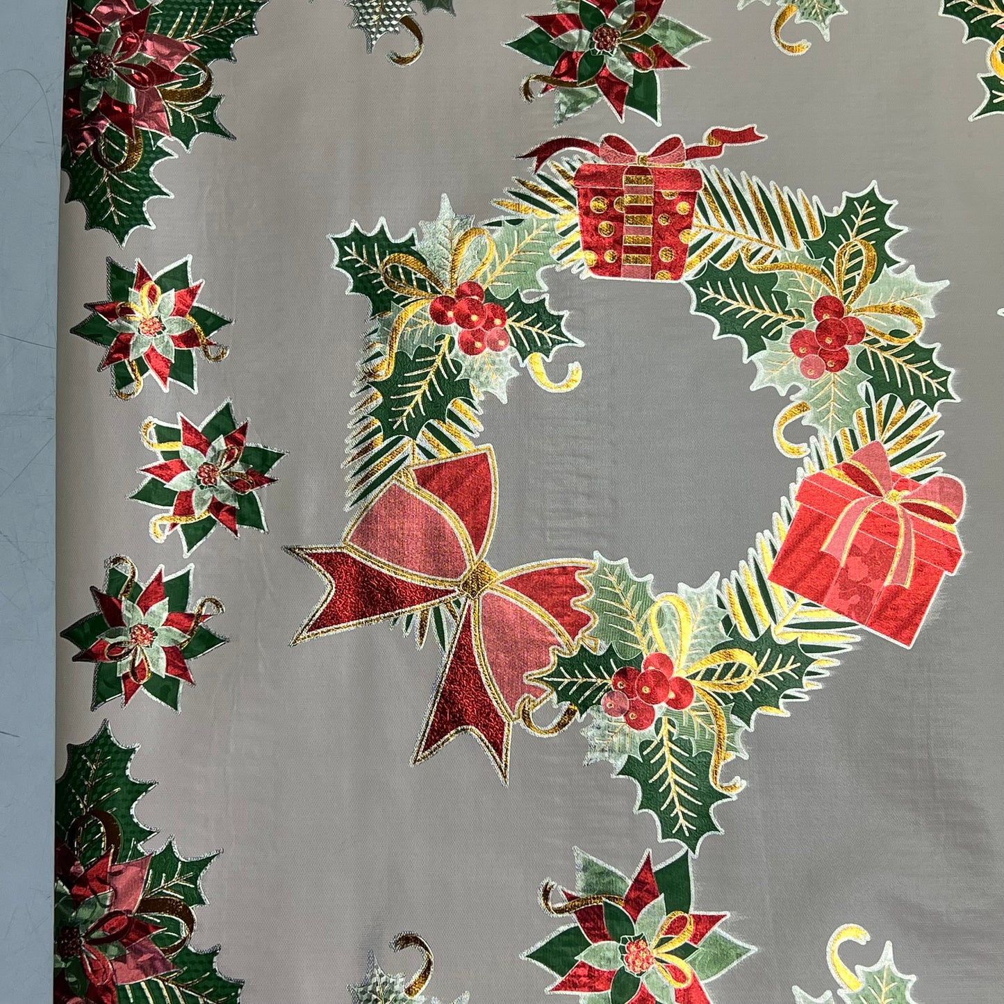 Christmas Wreath Poinsettia & Presents Table Cloth 54"x60' Tan/Red/Green CC8364