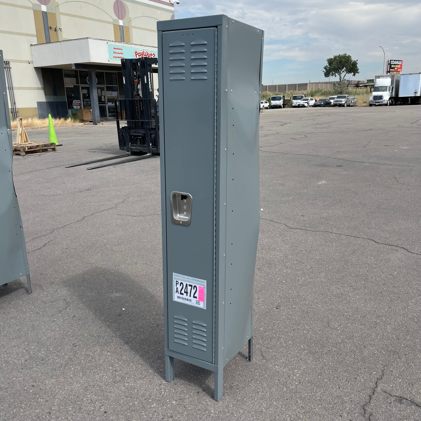 ZA@ HALLOWELL One Wide, Single Tier Locker Grey (AS-IS)(D)