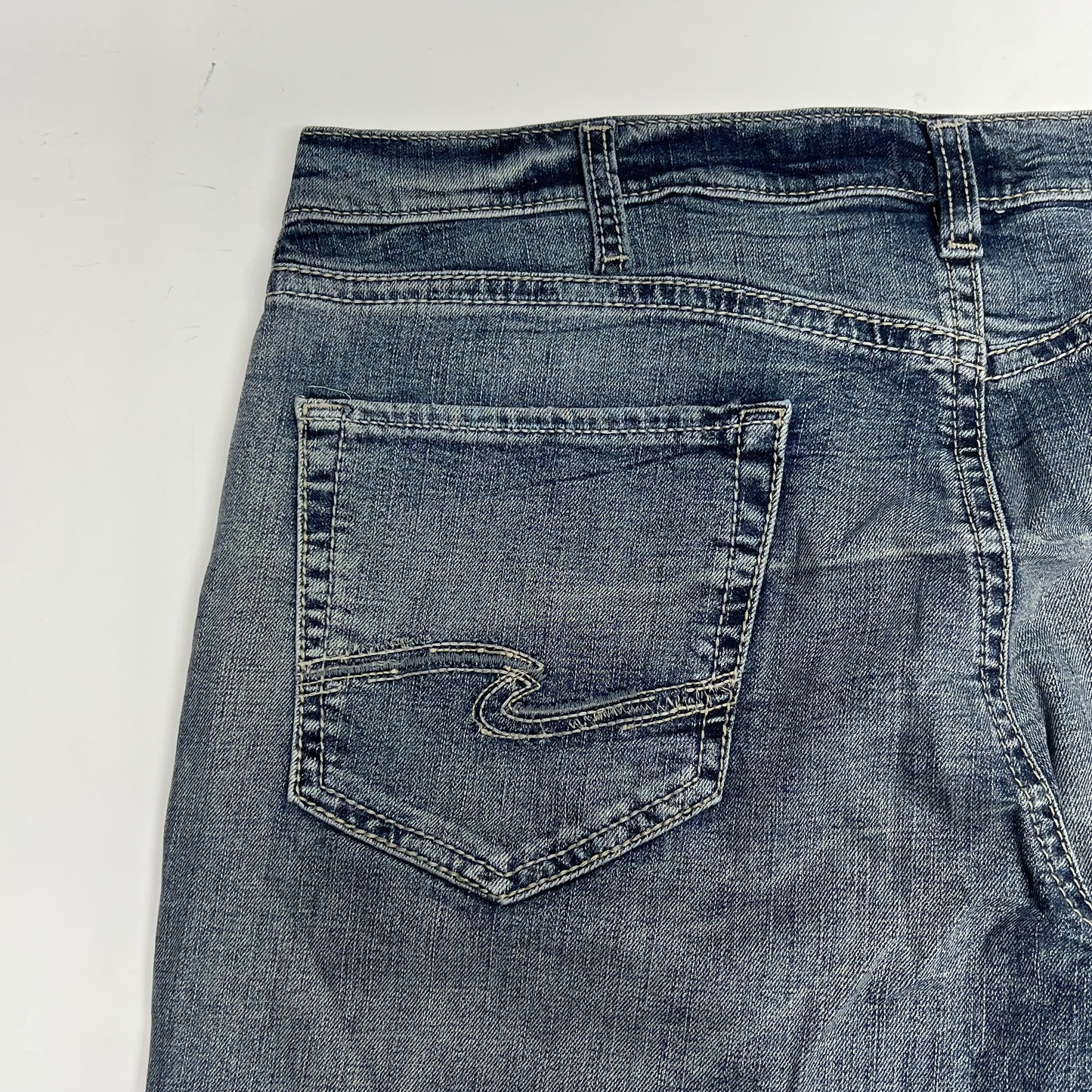SILVER JEANS CO.  Zac Relaxed Fit Straight Leg Jean Men's Sz 42/34 Indigo