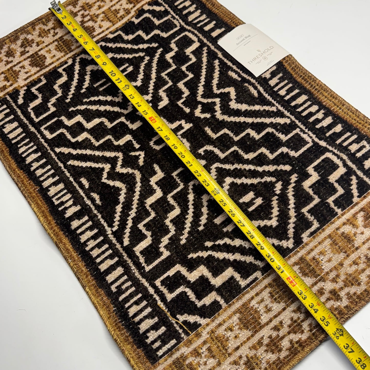 THRESHOLD Global Rug Sz 24" x 36" Black/Tan