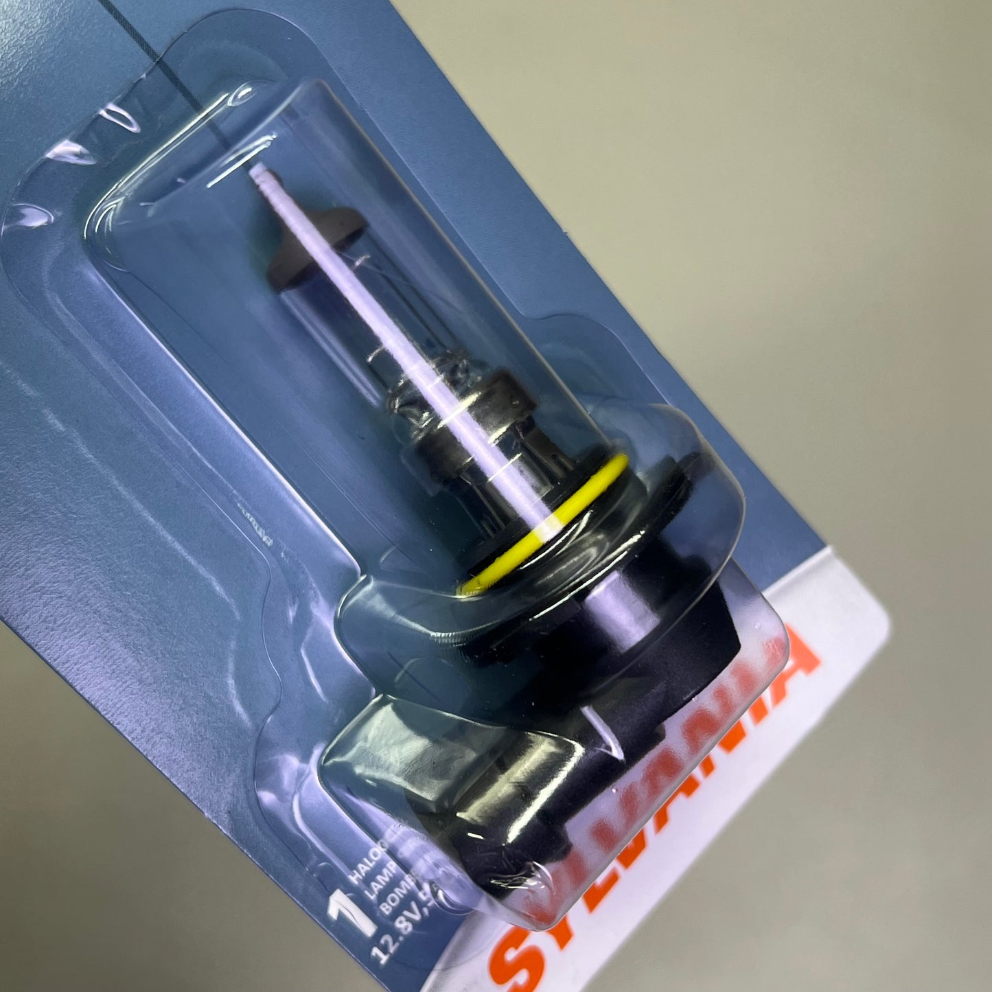 SYLVANIA (2 PACK) Basic Halogen Headlight Bulb OE Quality 12.8V 9006.BP