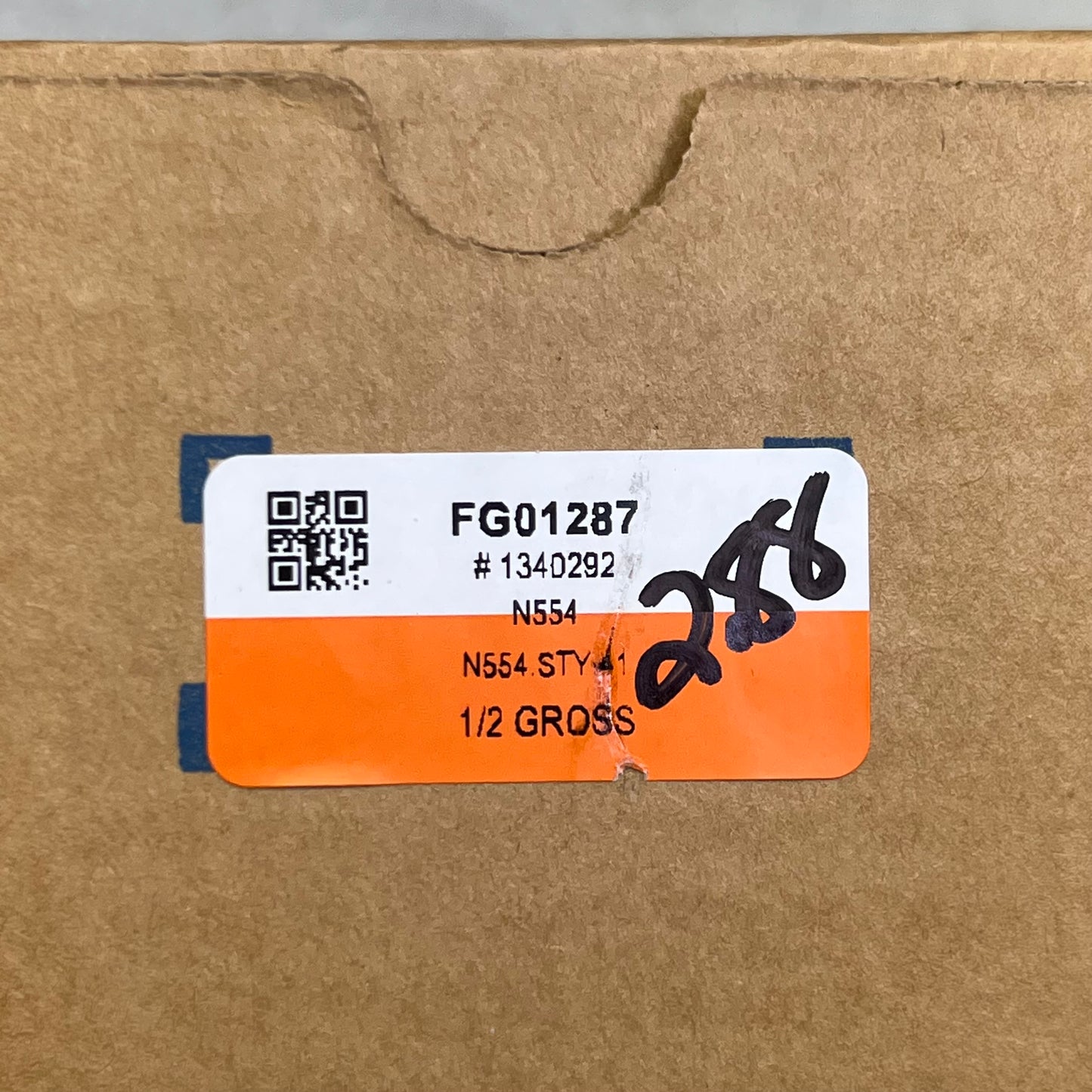 SERVICE THREAD (72 PACK) N554 Nylon Style 41 FG01287