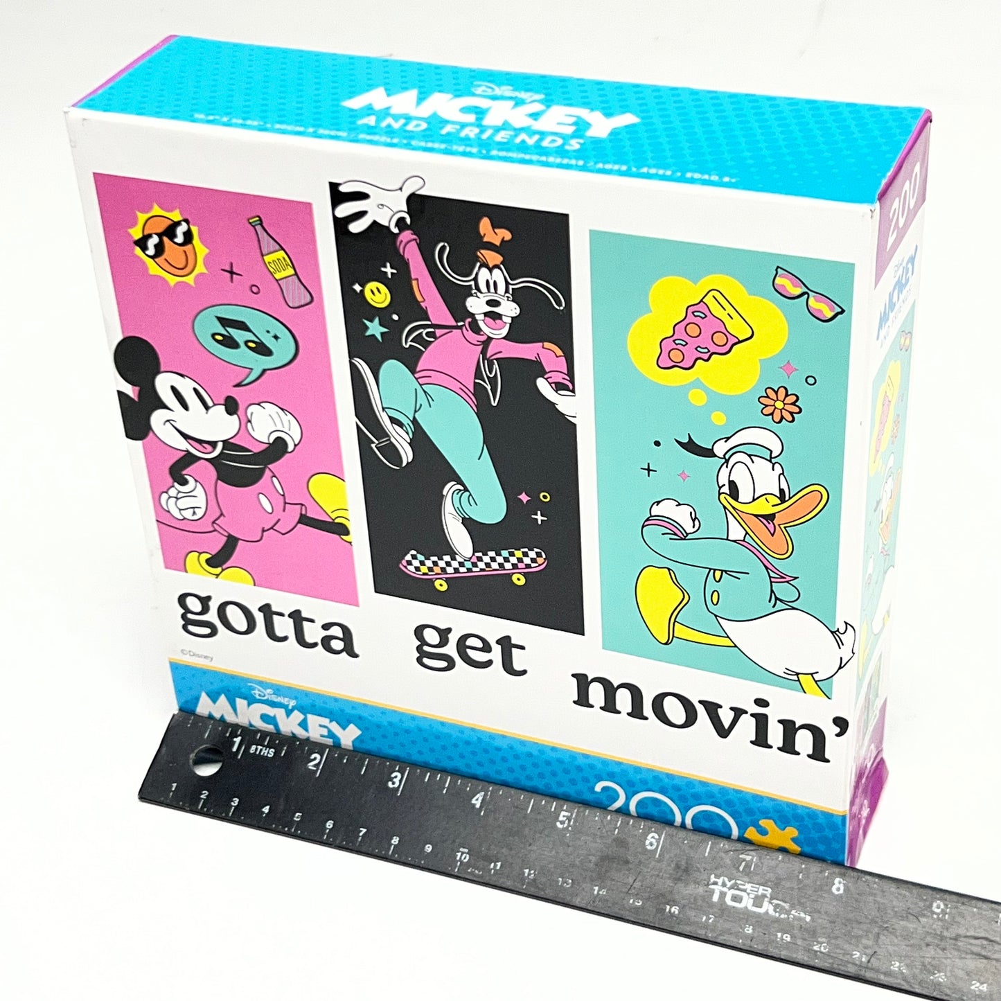 DISNEY Mickey & Friends "Gotta Get Movin" 200-Piece Jigsaw Puzzle 25178-21081-A