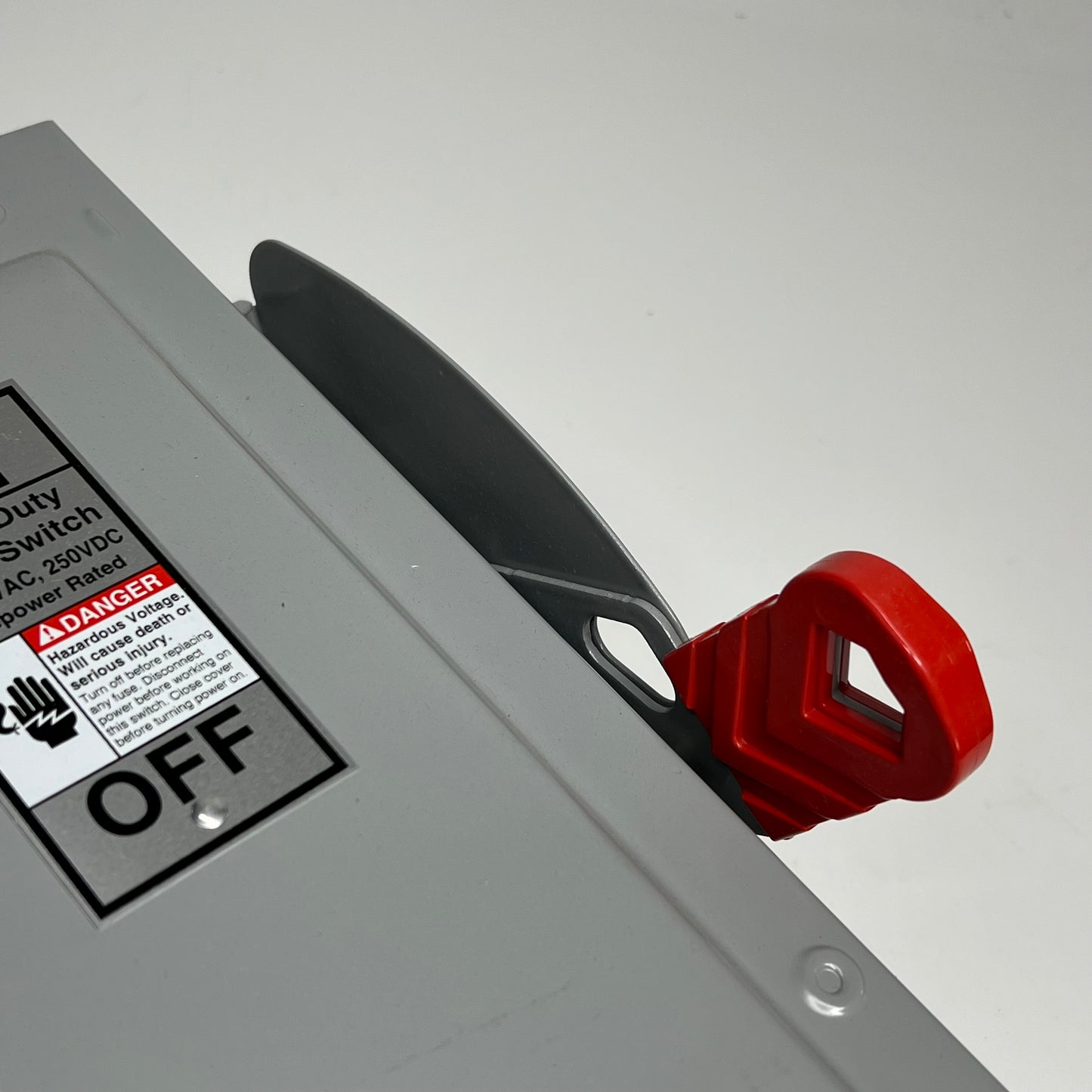 SIEMENS 30 Amp 3-pole Heavy Duty Fusible Safety Switch 240 VAC/250VDC HF321N