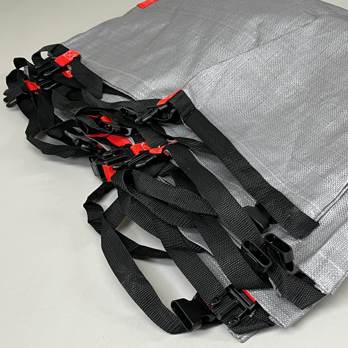 ZA@ UNKNOWN VENDOR (6 Pack) Grey and Red Storage Bag