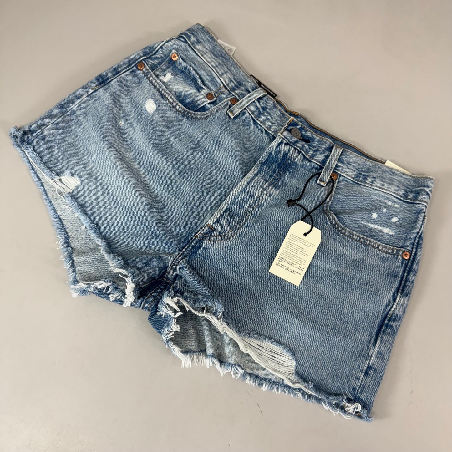 LEVIS 501 Original Fit High Rise Shorts Women's Sz 32 Vague Finish Medium Wash