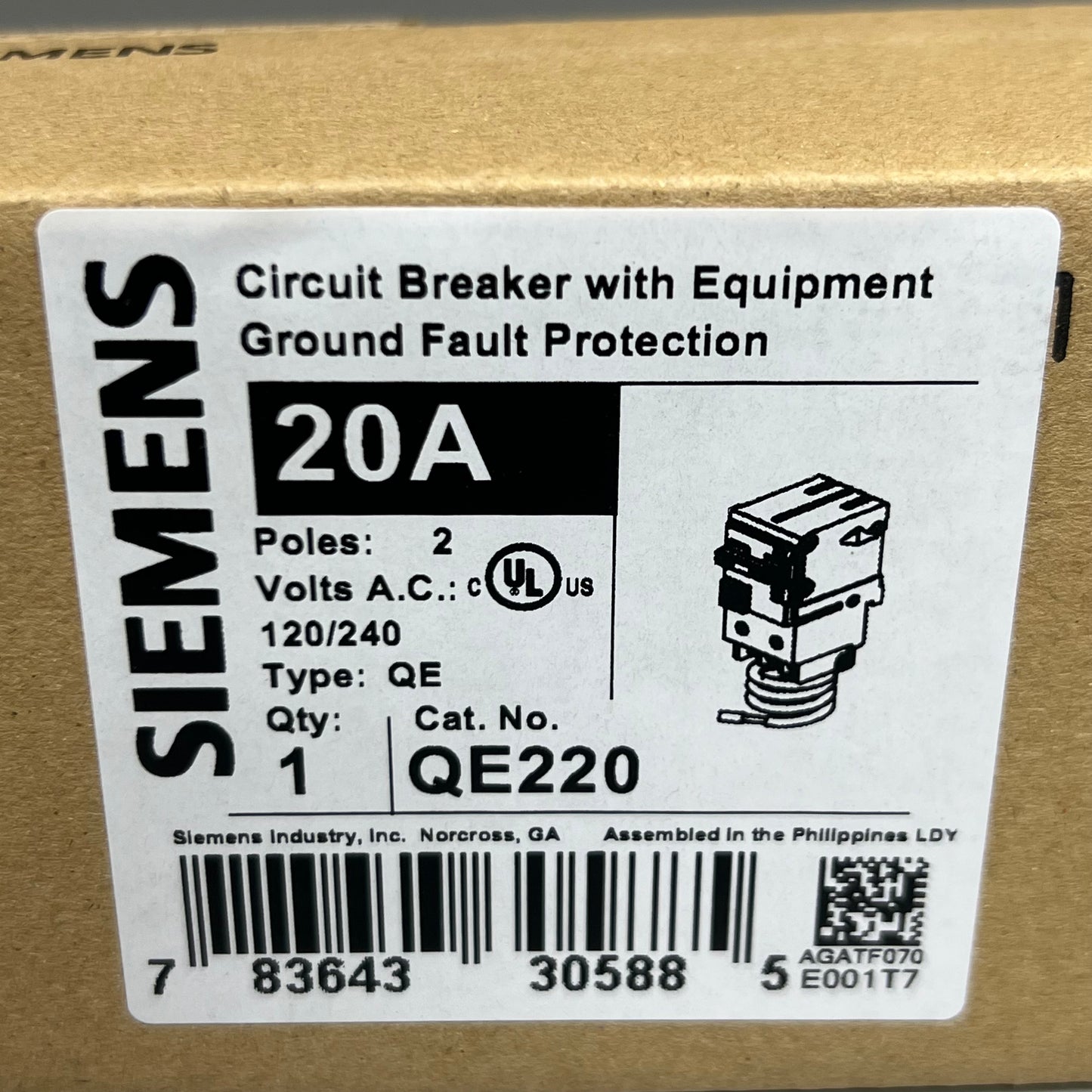 SIEMENS 20A Circuit Breaker w/ Equipment Ground Fault Protection 20A-120/240V QE220