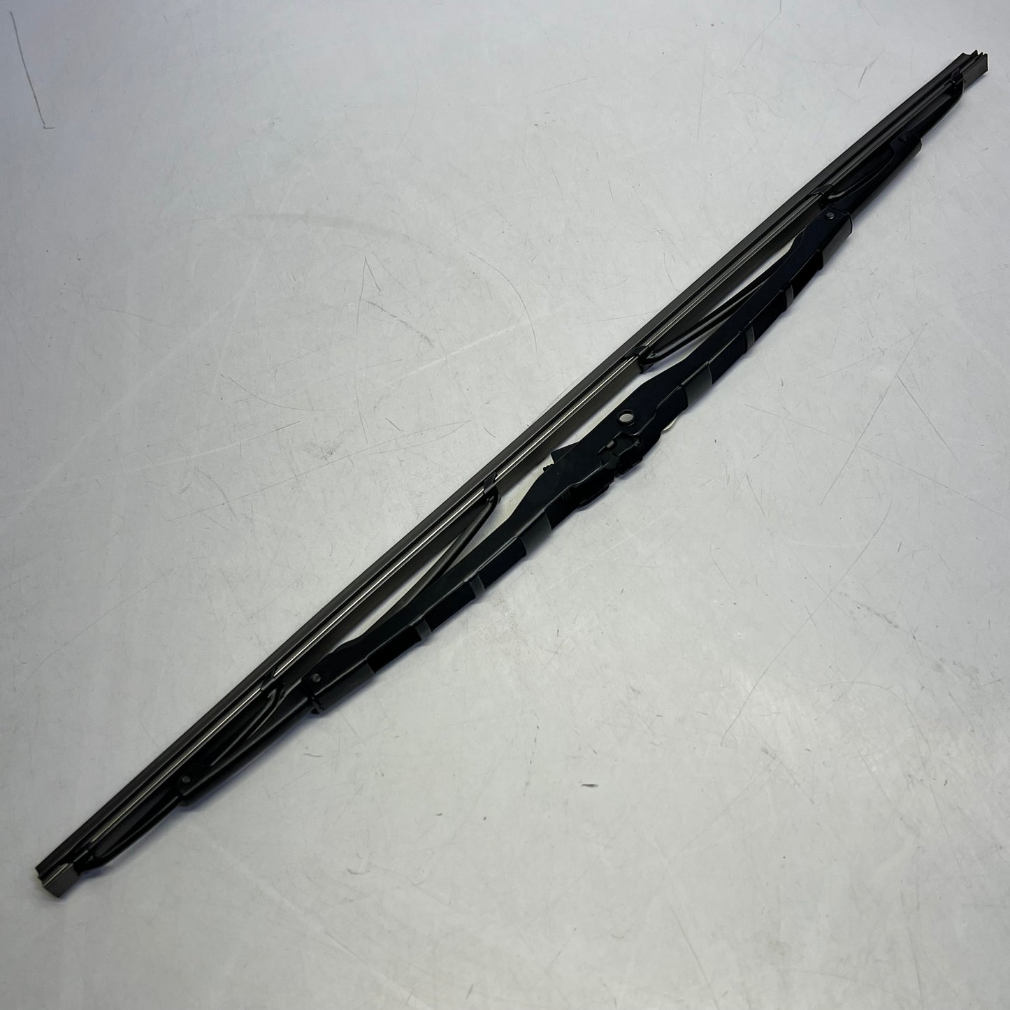 KIA (2 PACK) Genuine OEM Wiper Blade Right Front & Rear 18" Black 00009-ADU18KA